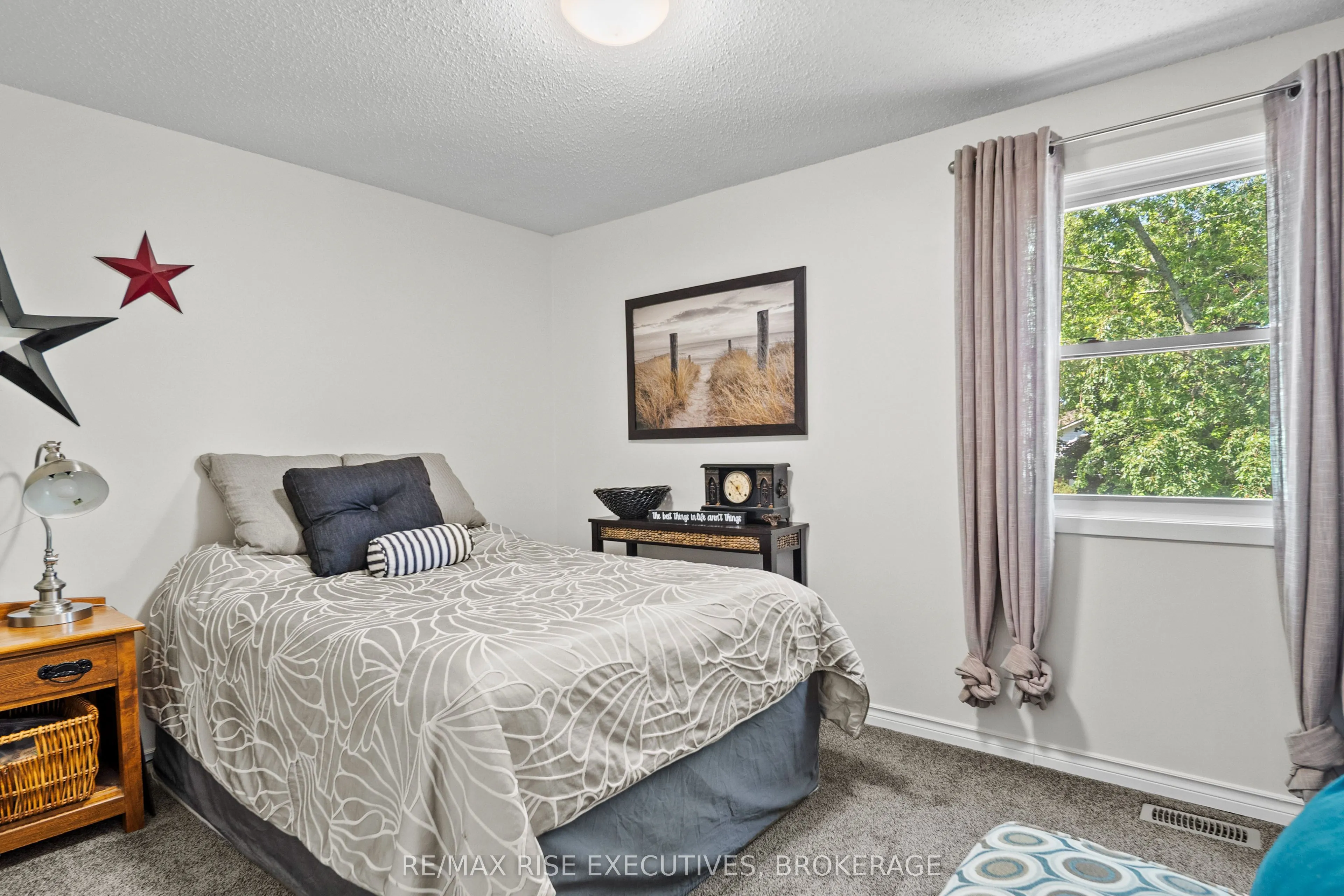 149 Grenadier Drive