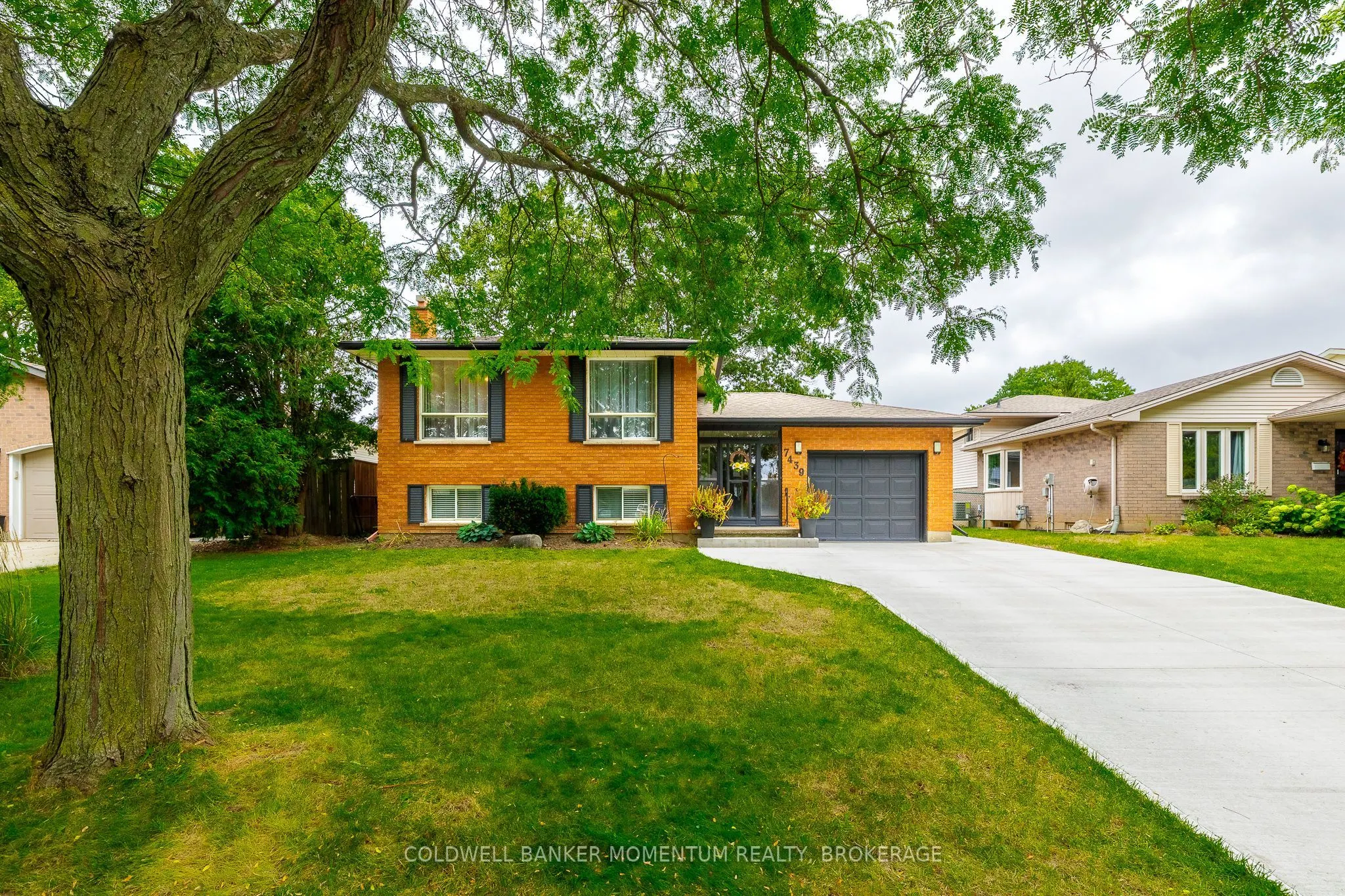 7439 Nasrullah Crescent