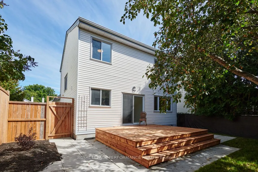 602 Brome Crescent