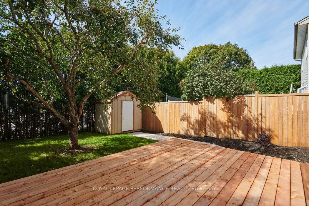 602 Brome Crescent