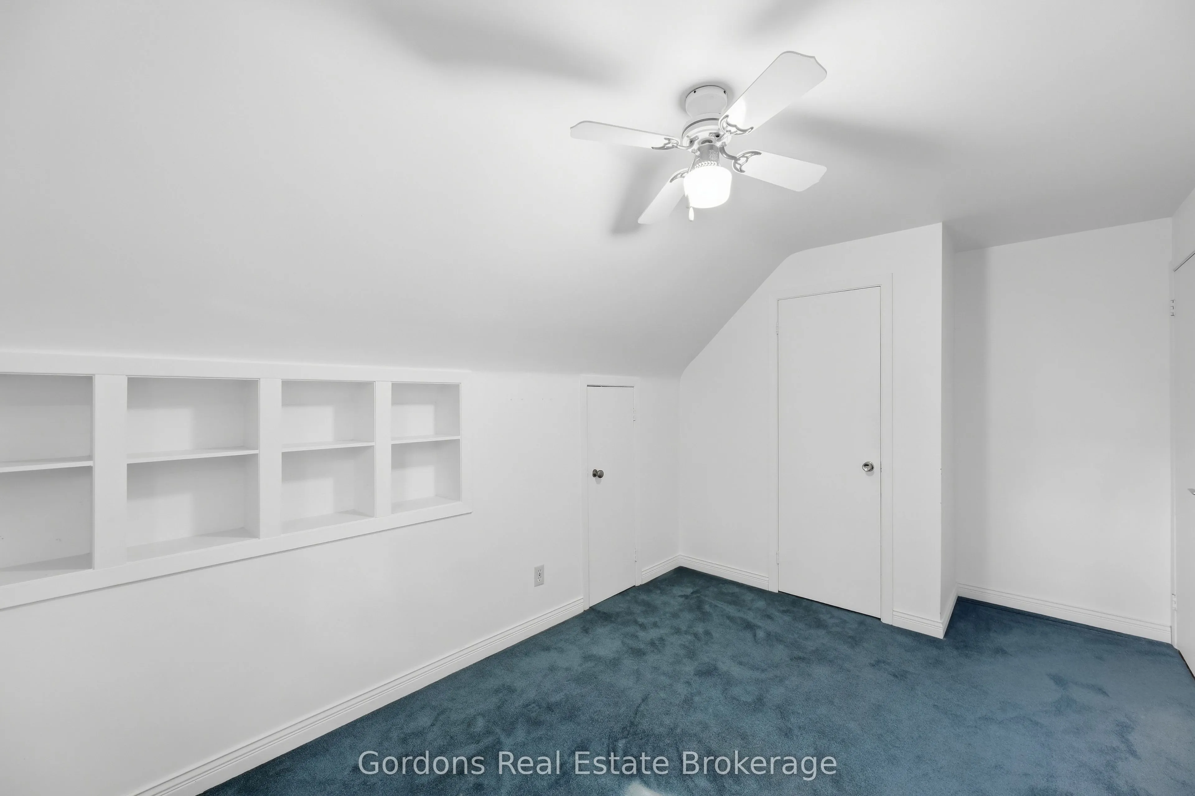 369 Hyde Park Road