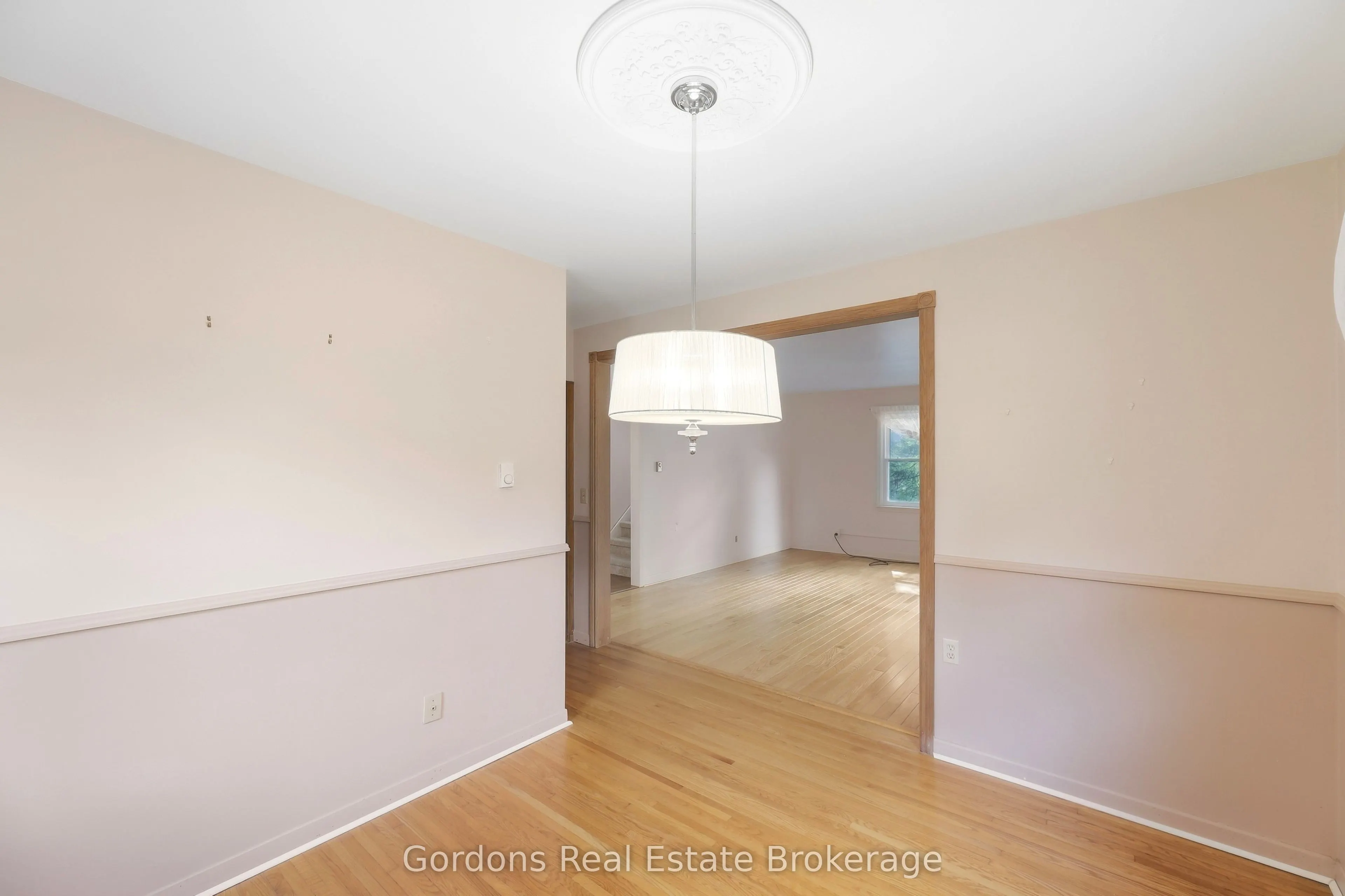 369 Hyde Park Road