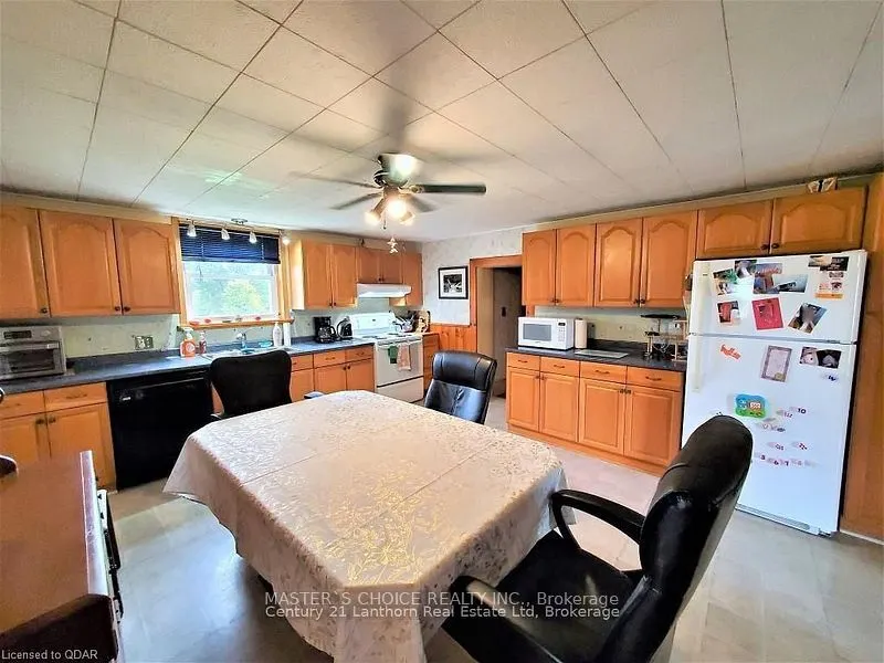 381 SQUIRE Road