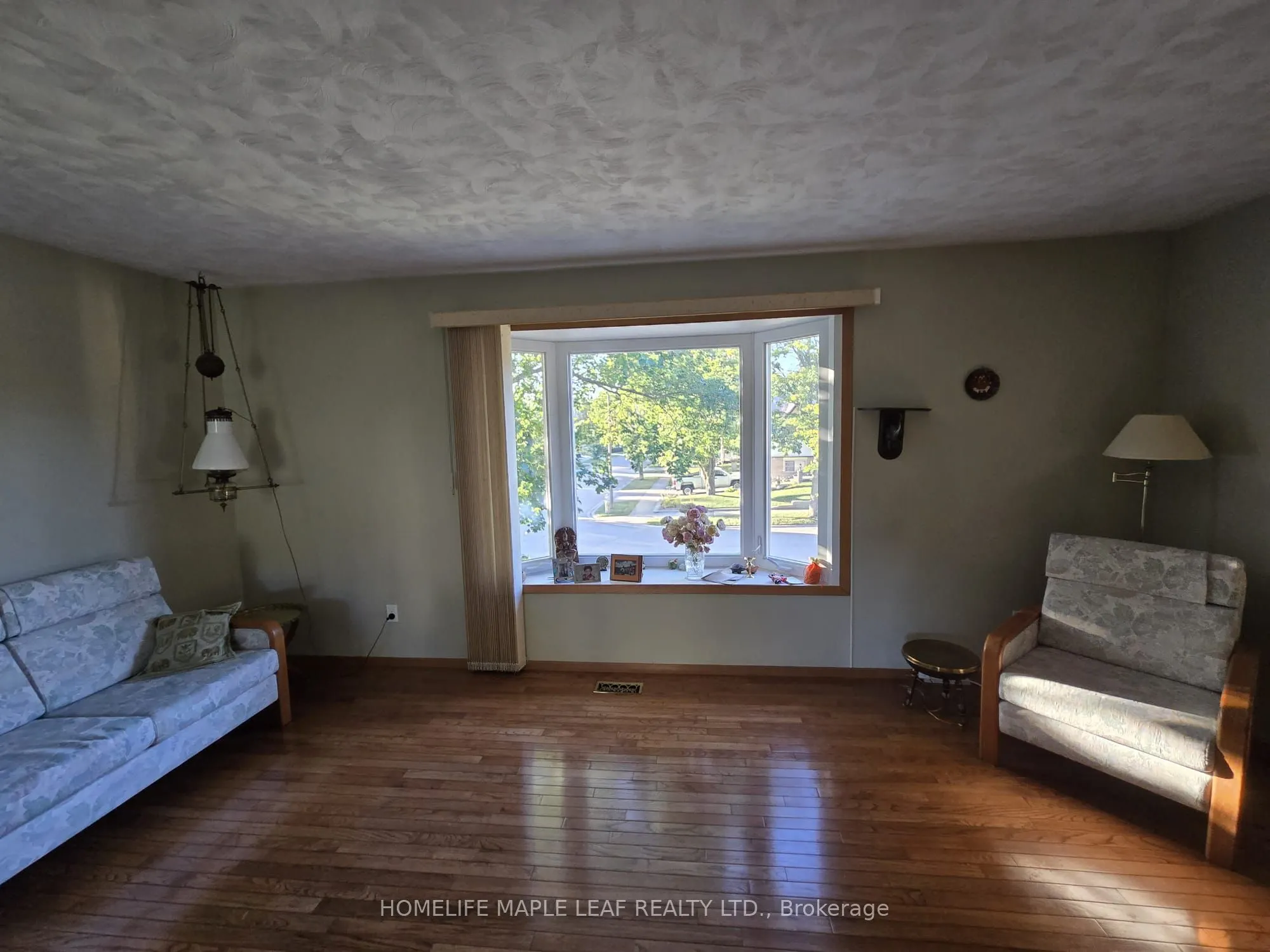 410 Lakeview Drive