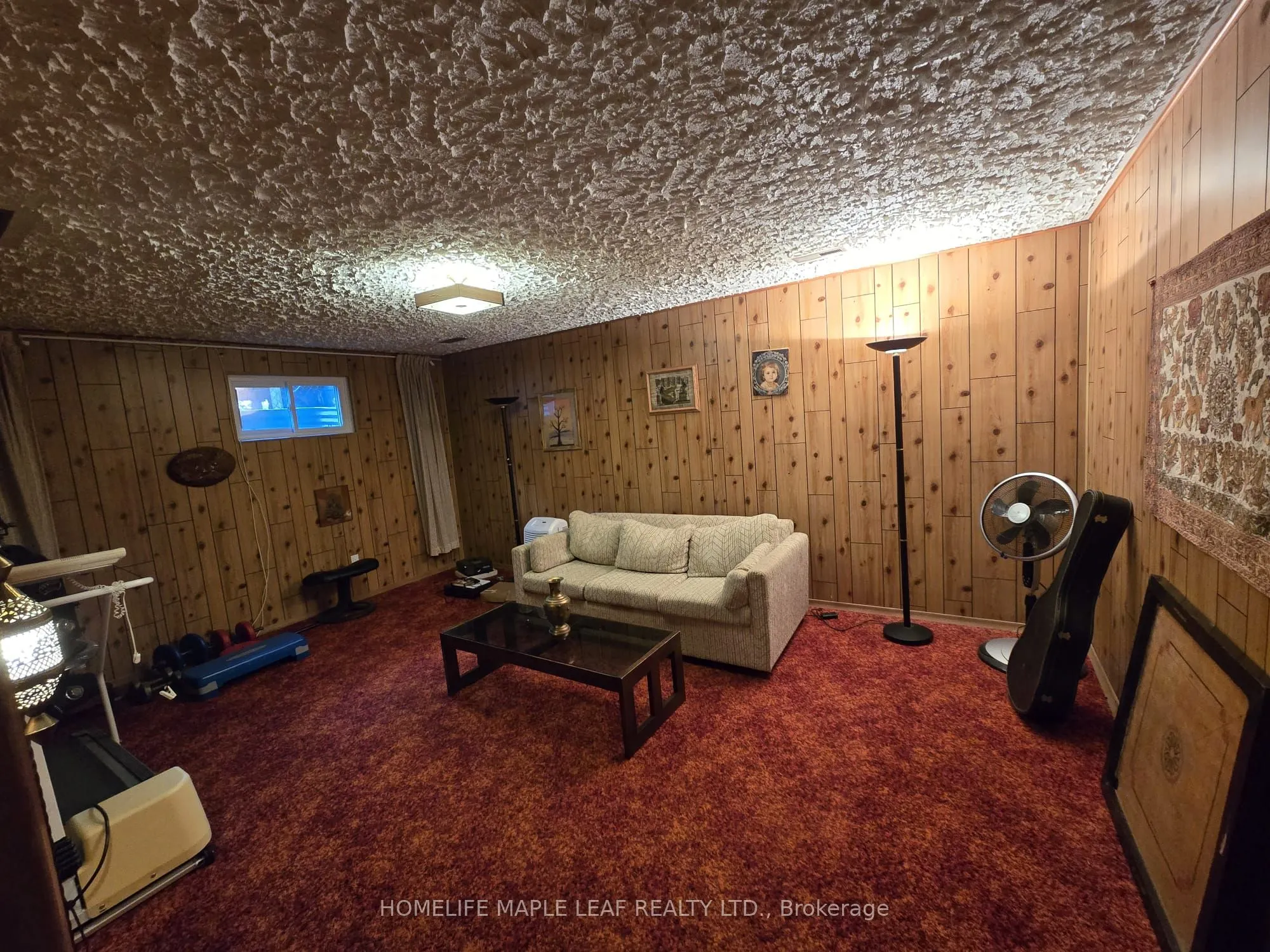 410 Lakeview Drive