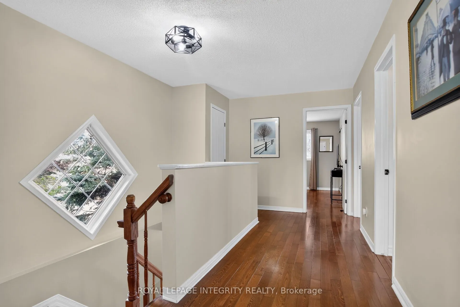 1 Chantilly Gate