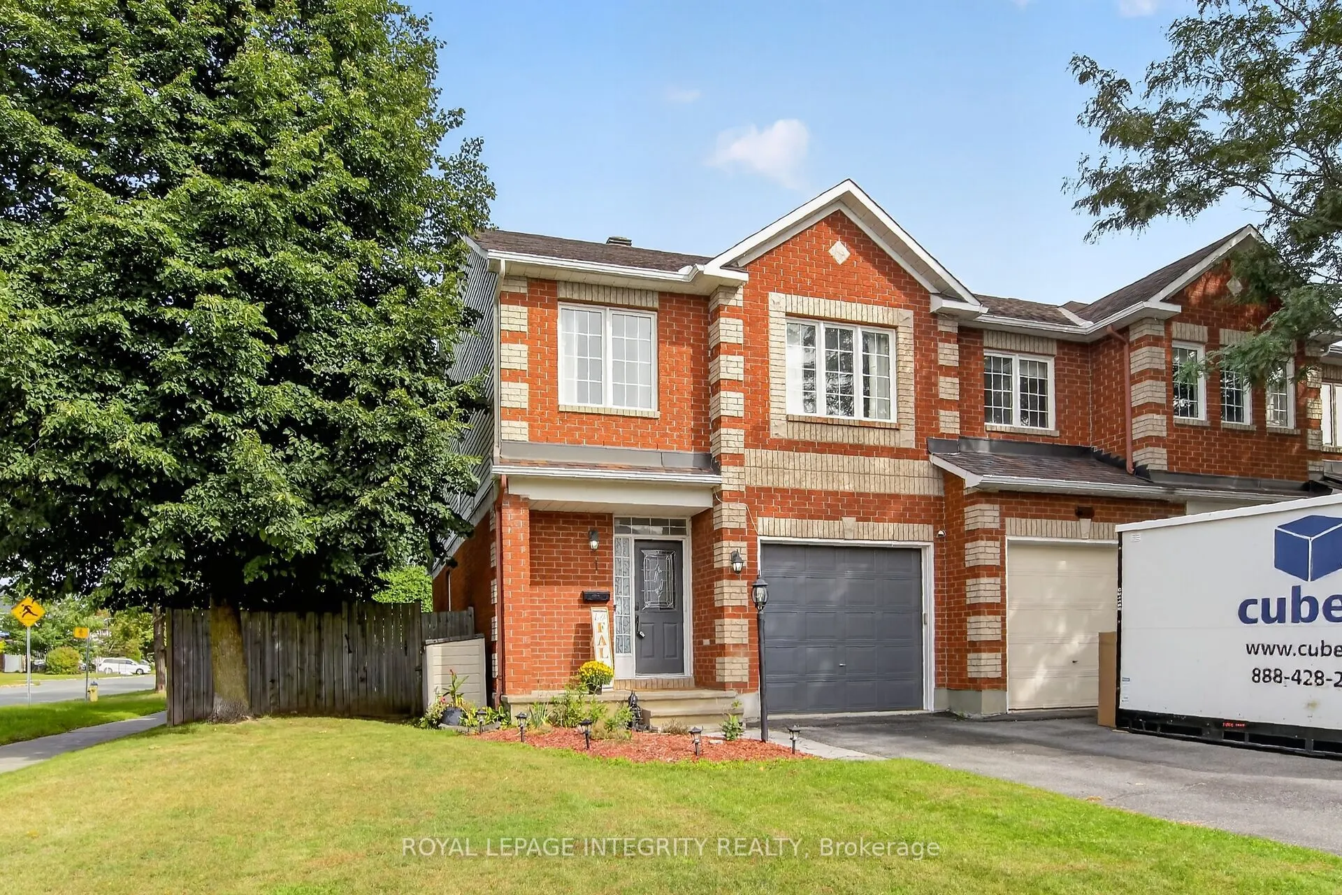 1 Chantilly Gate