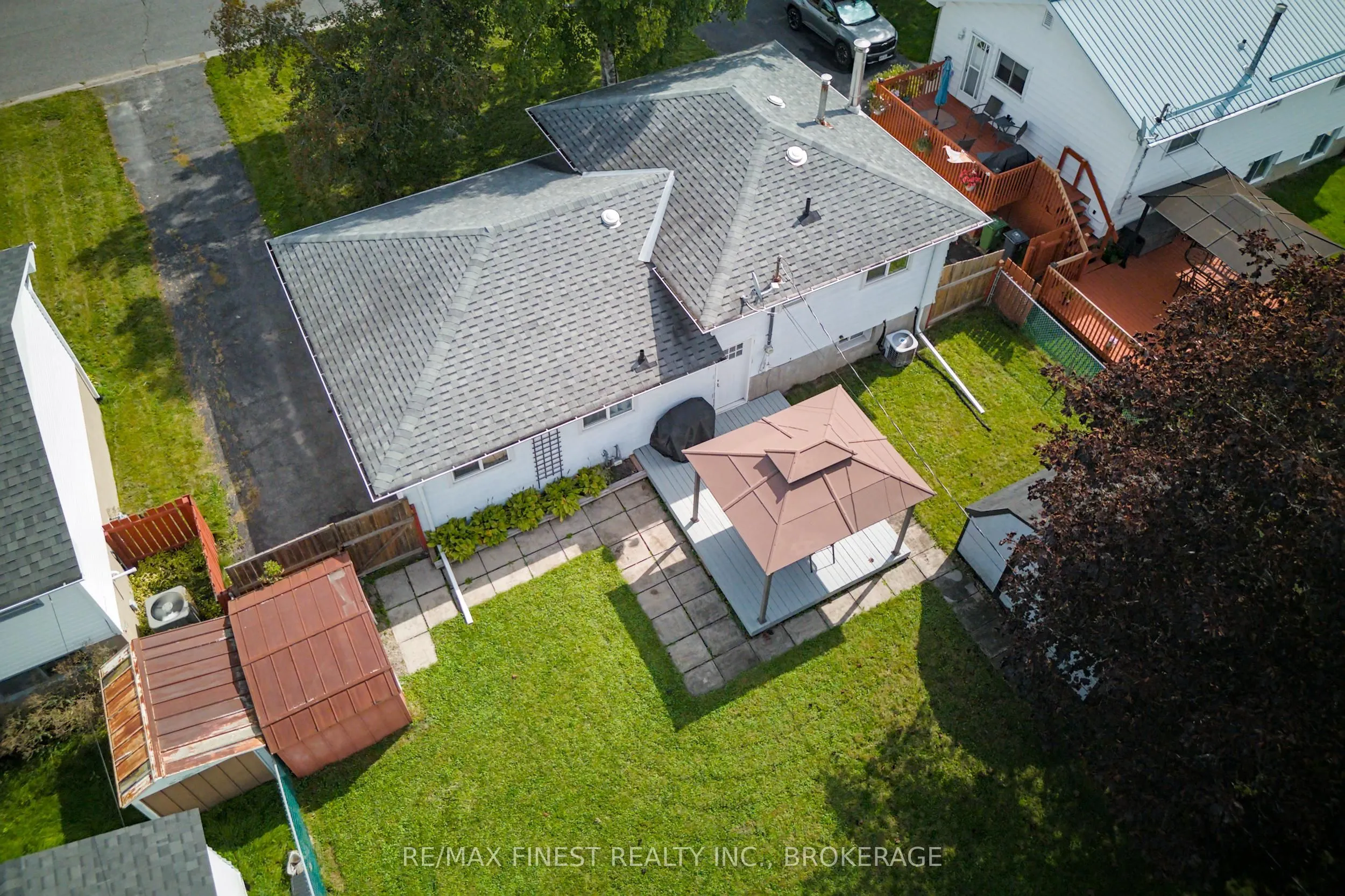 773 Clark Crescent