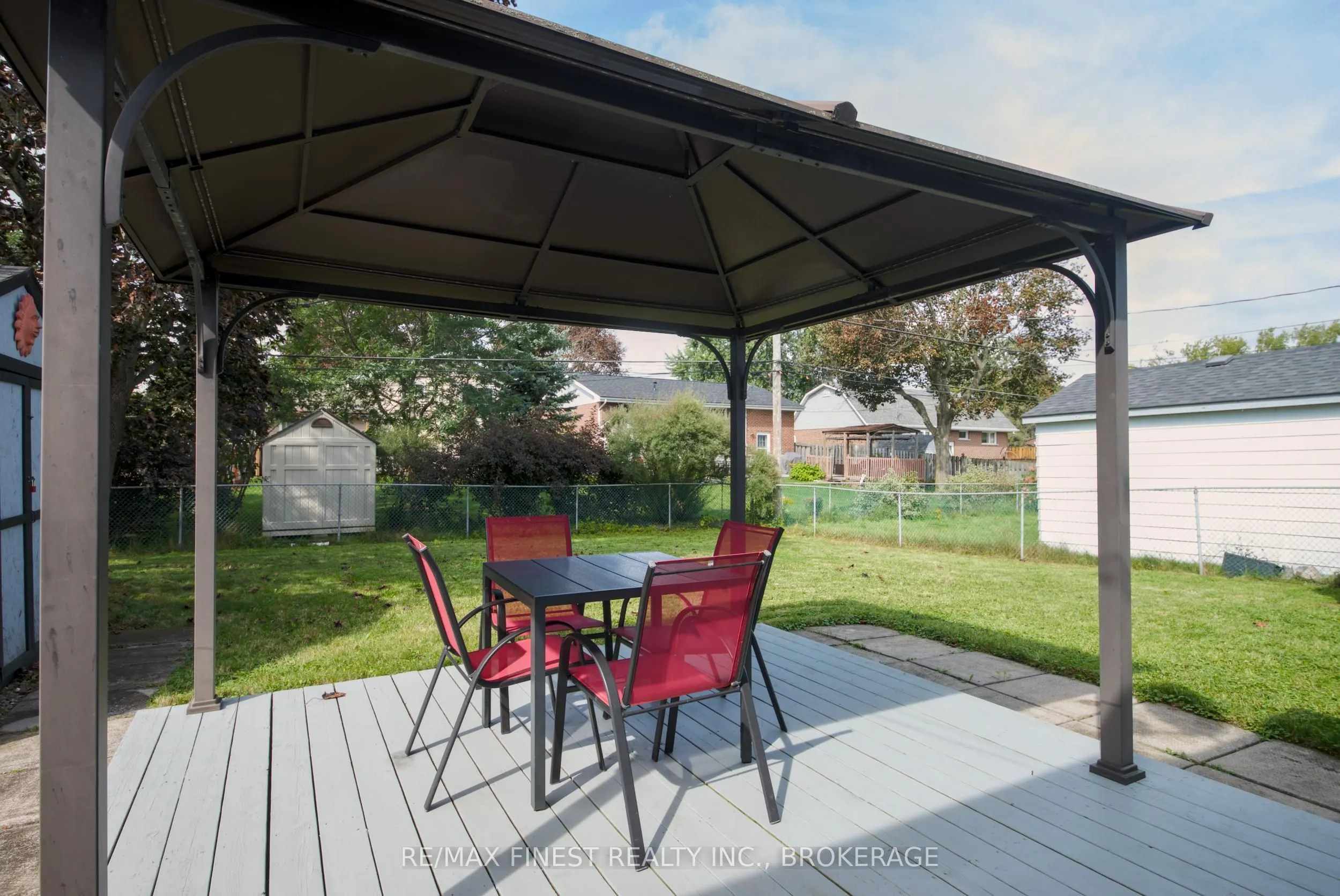 773 Clark Crescent