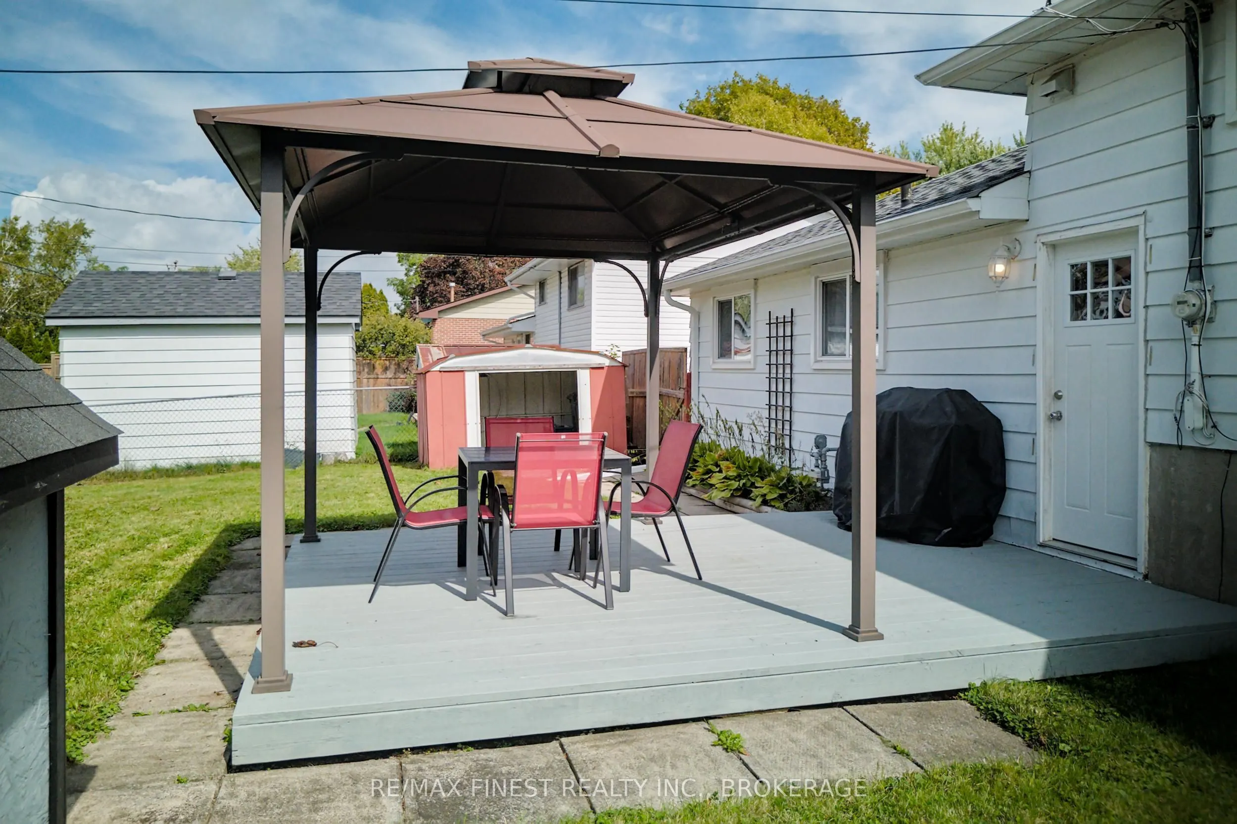 773 Clark Crescent