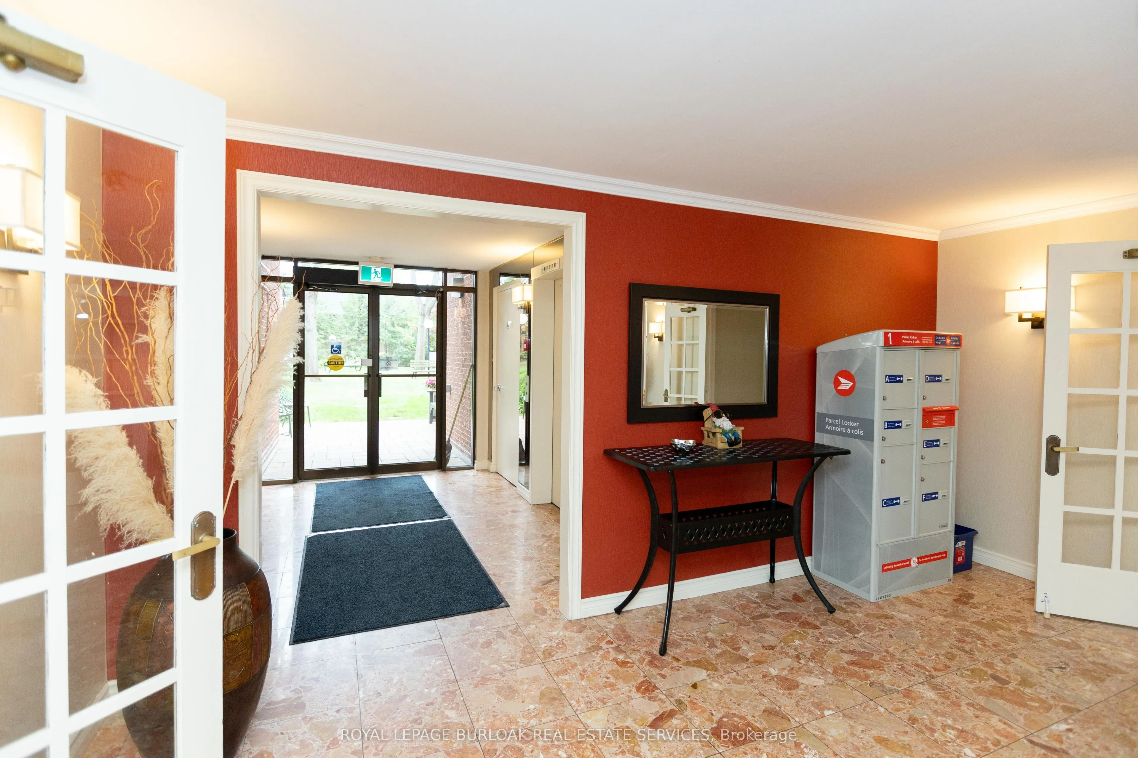 150 Wilson Street W #116