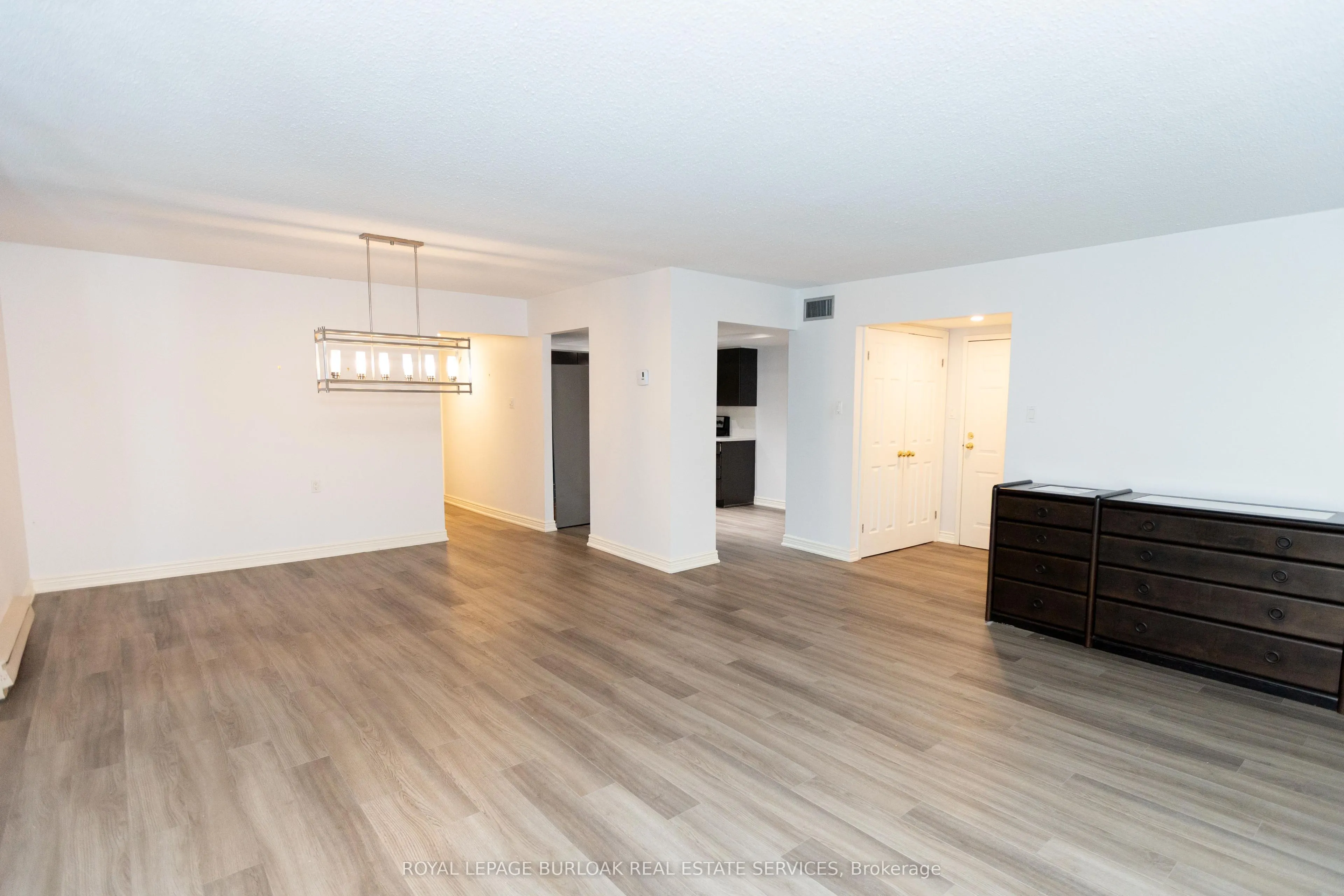 150 Wilson Street W #116