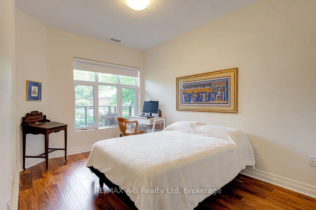 255 John Street N #102
