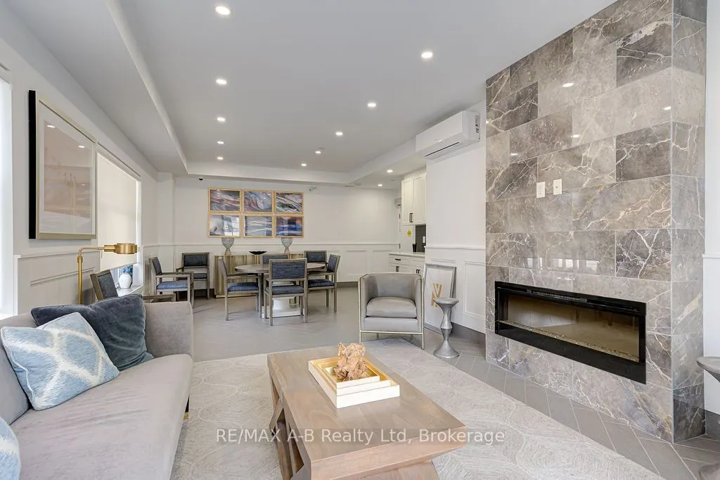 255 John Street N #102