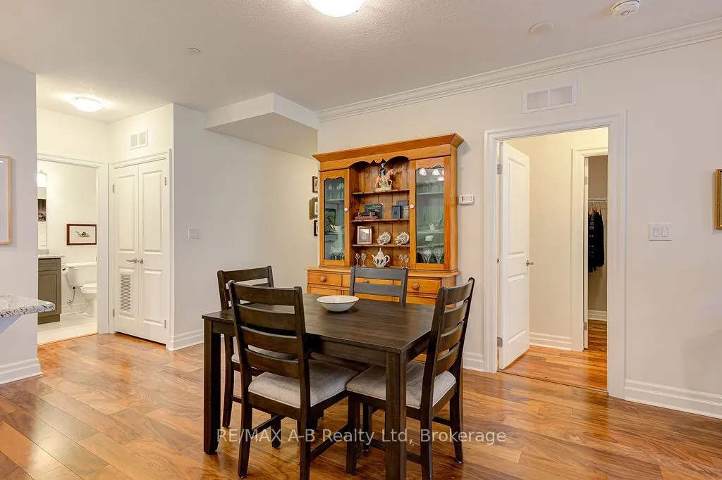 255 John Street N #102