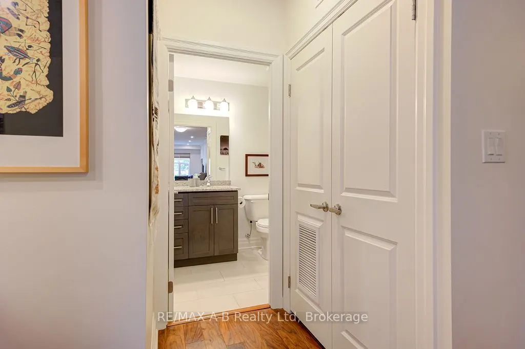 255 John Street N #102