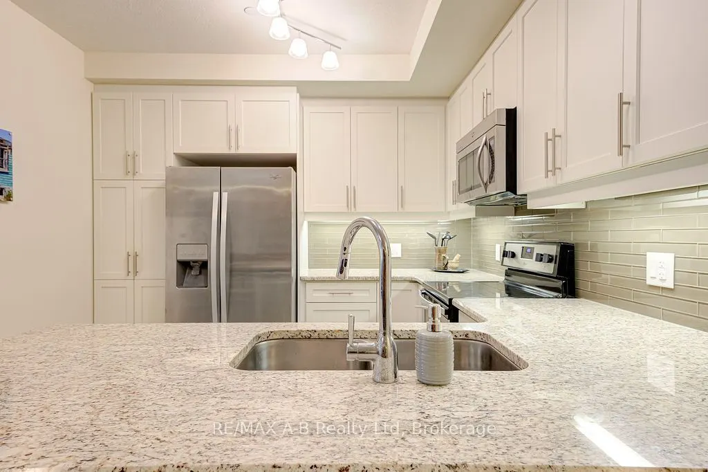 255 John Street N #102