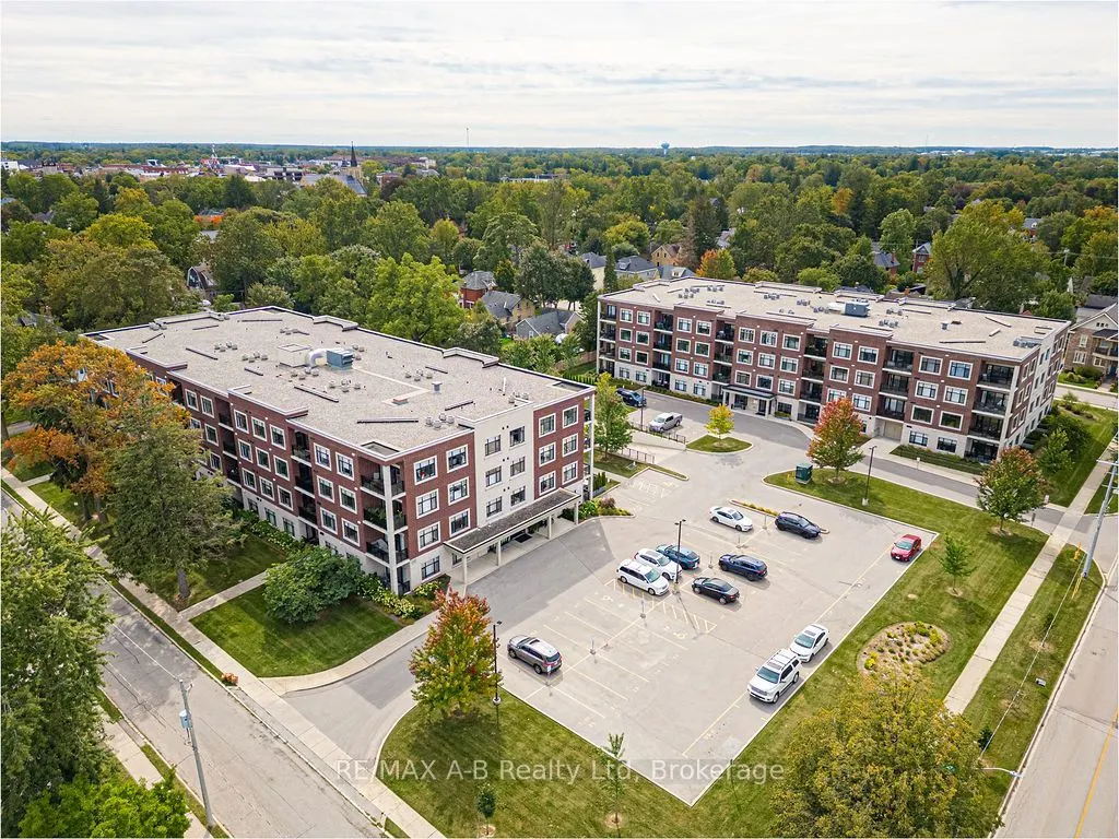 255 John Street N #102