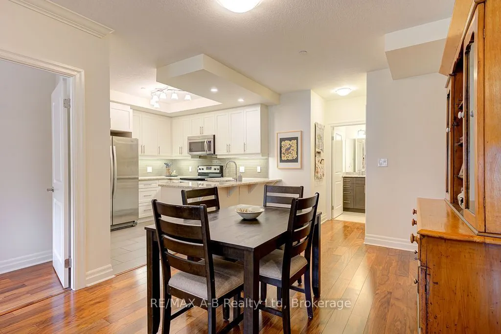 255 John Street N #102