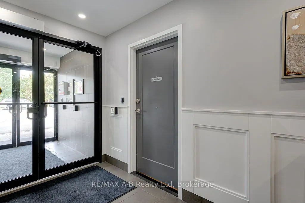 255 John Street N #102