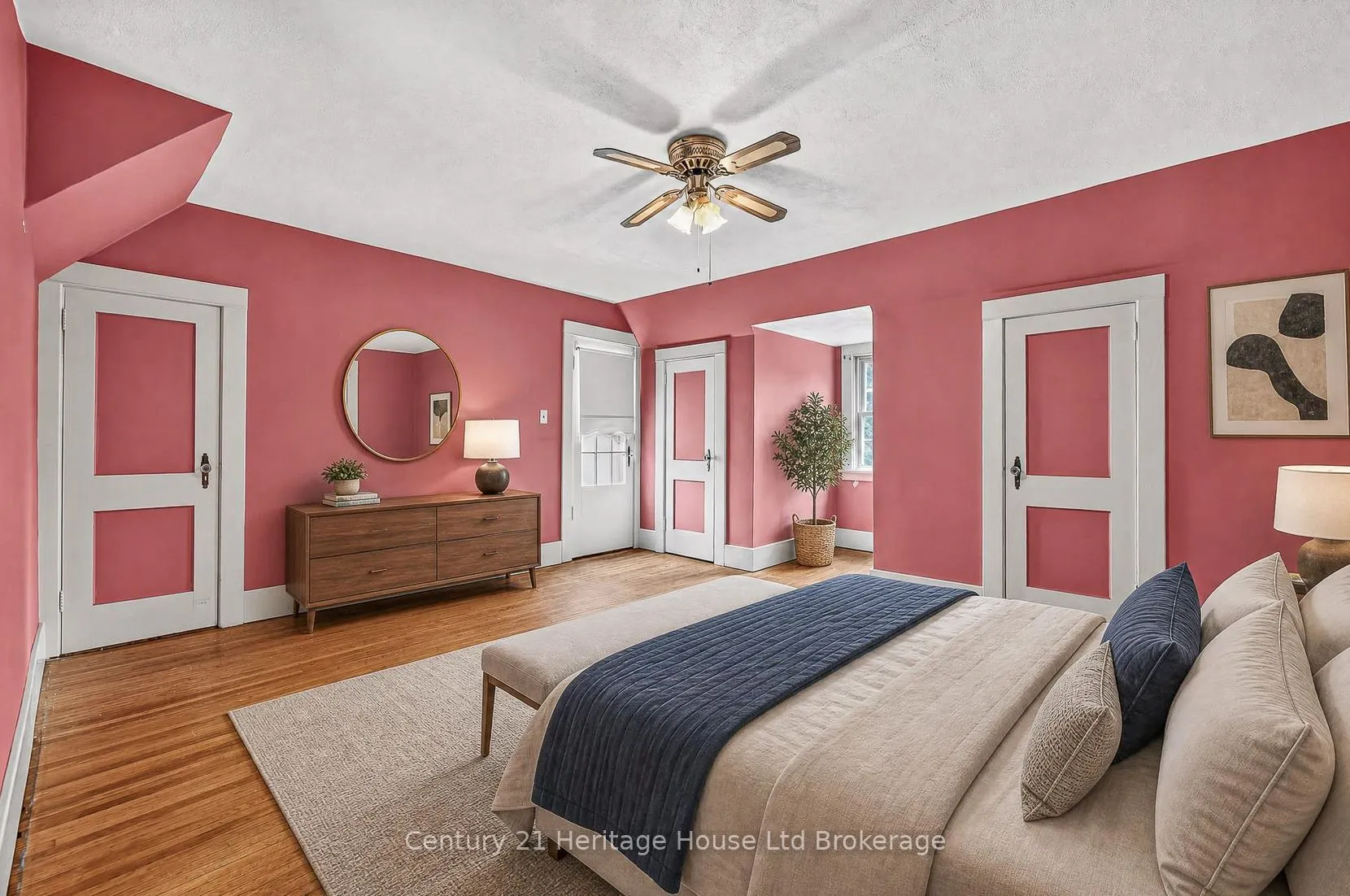 143 Charles Street E