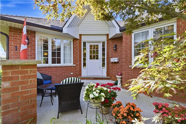 10 Isherwood Avenue