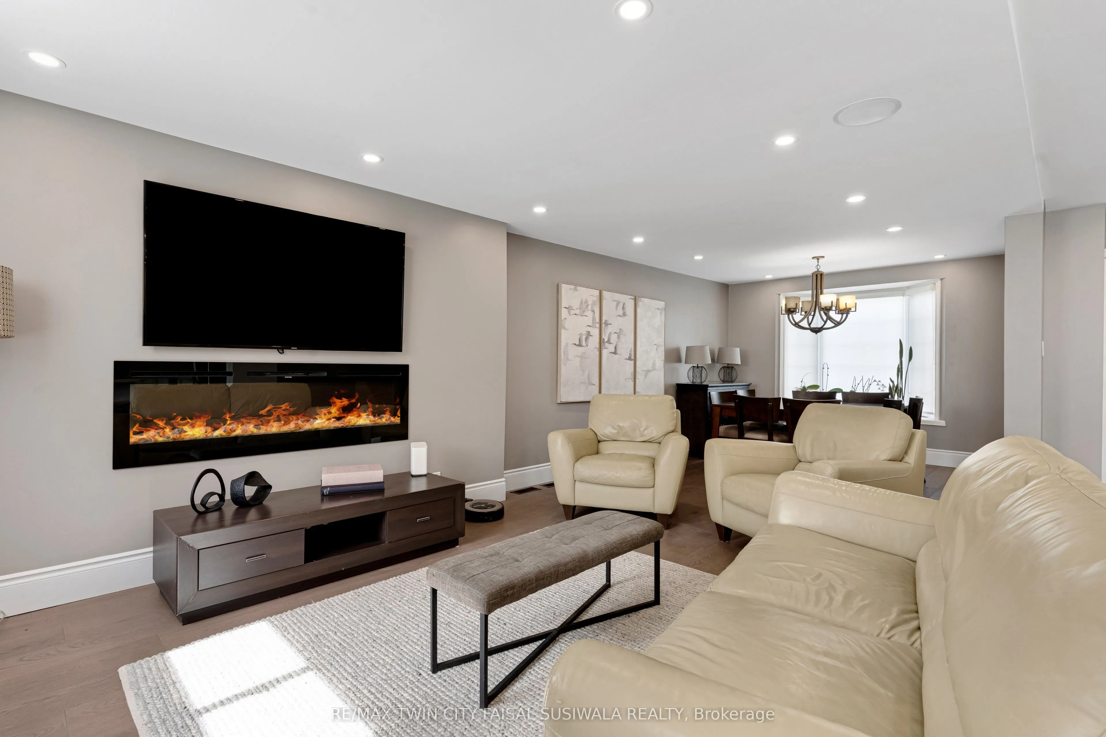 51 Bayne Crescent