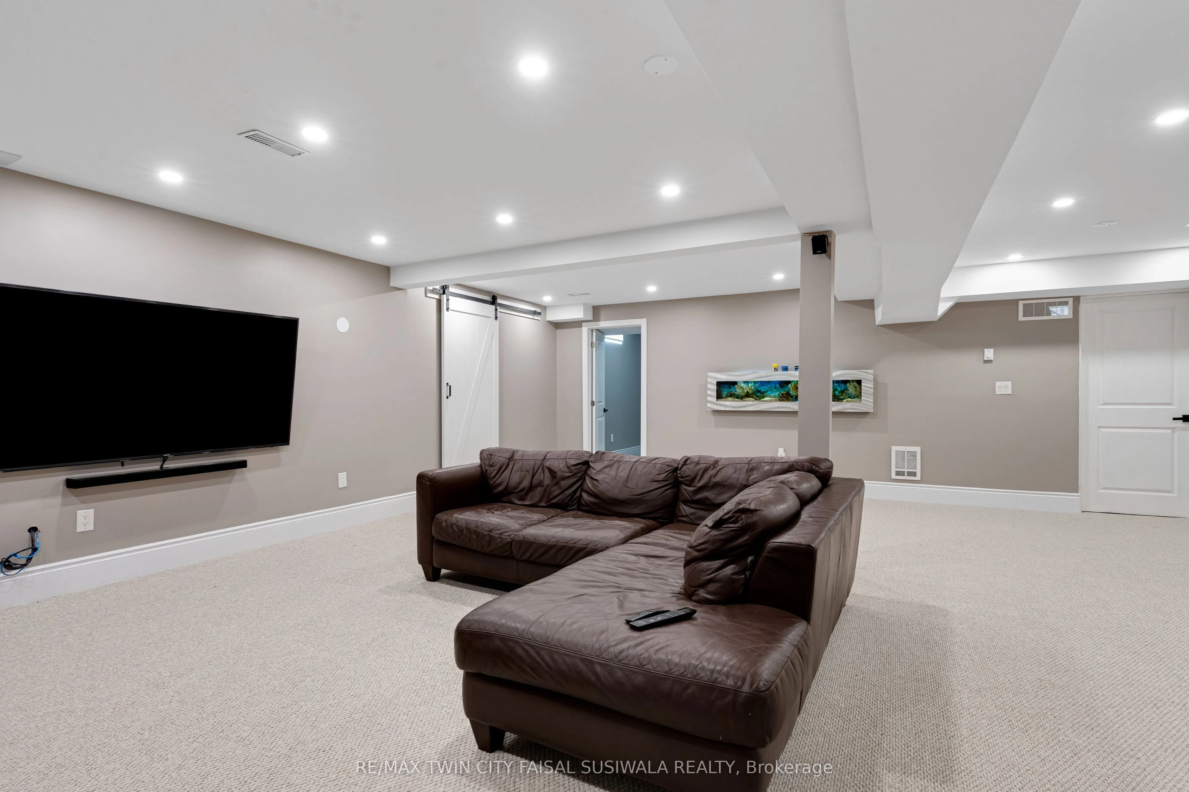 51 Bayne Crescent
