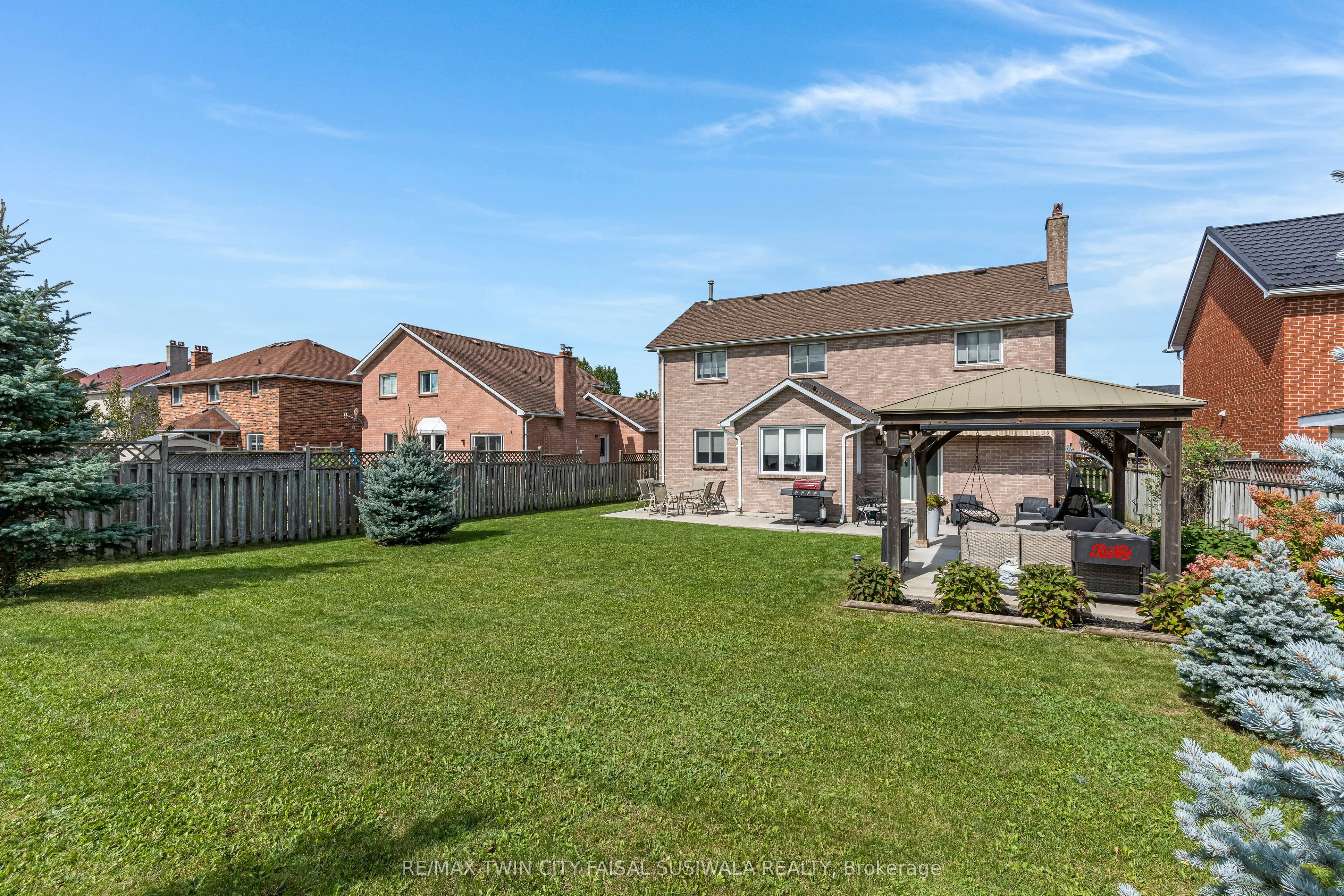 51 Bayne Crescent
