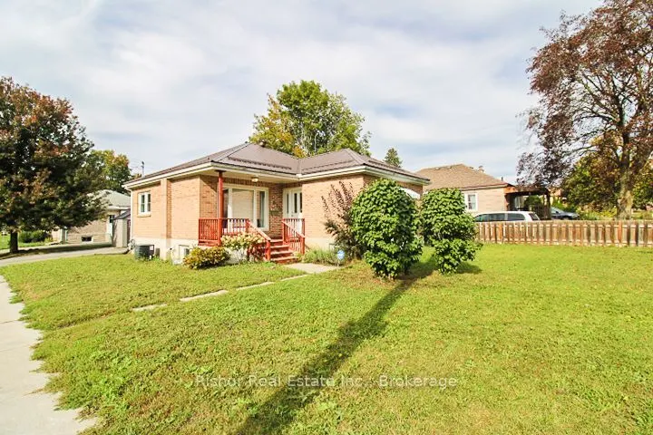 813 Rishor Crescent