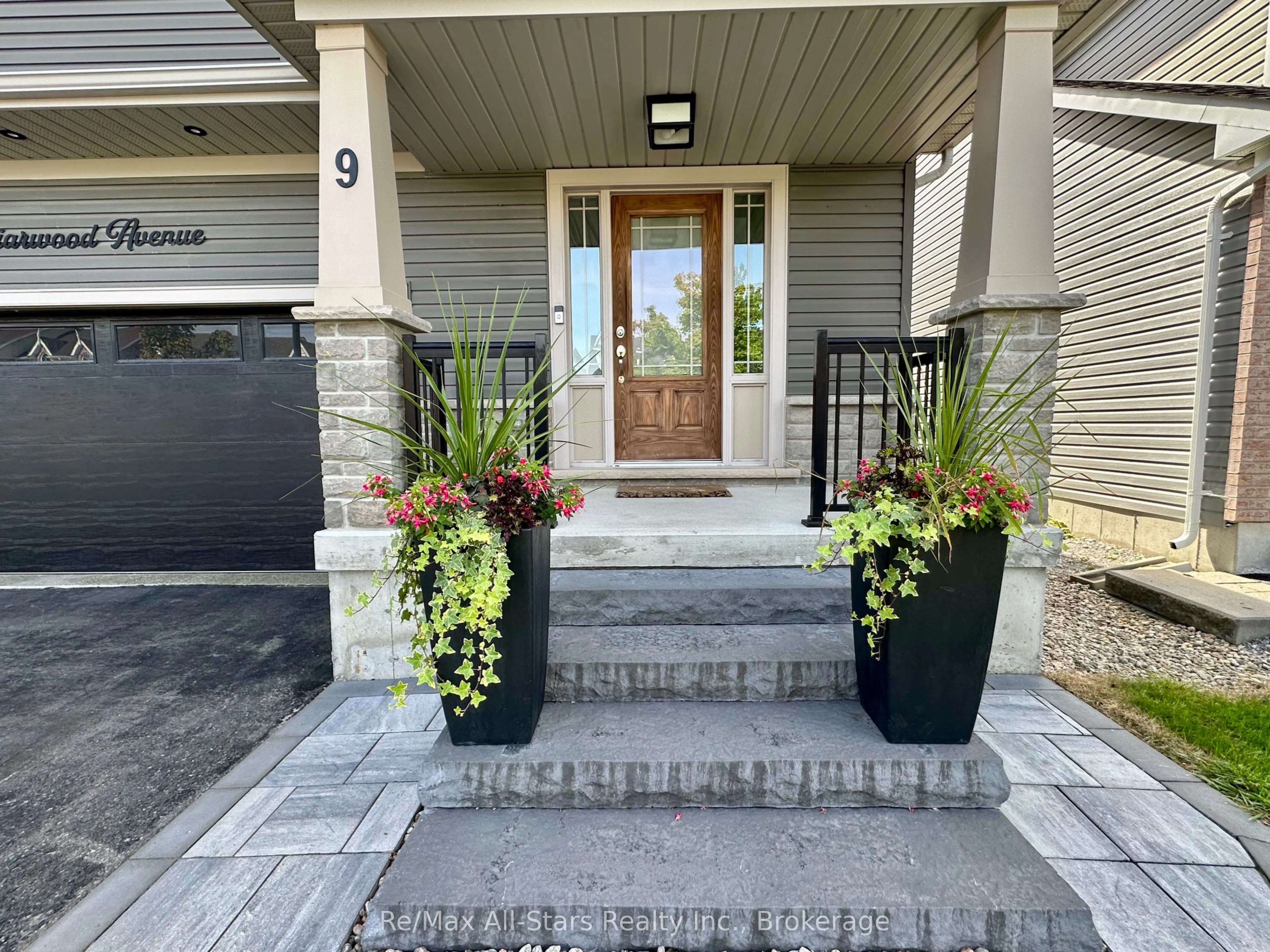 9 Briarwood Avenue