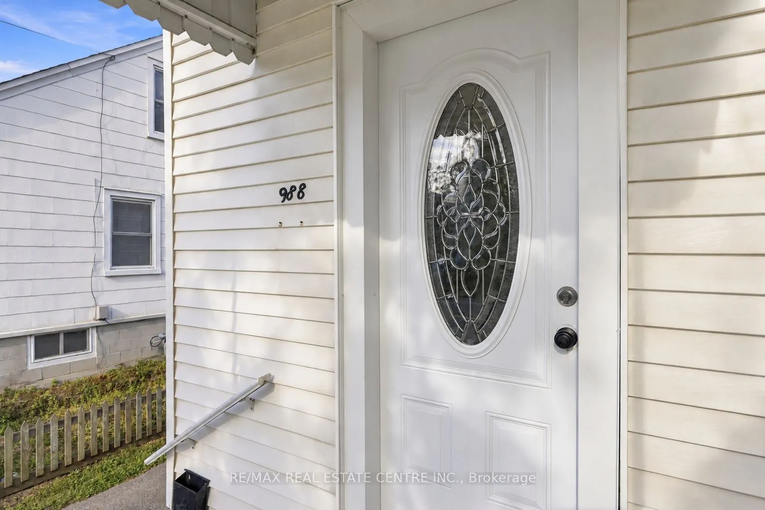 988 High Street