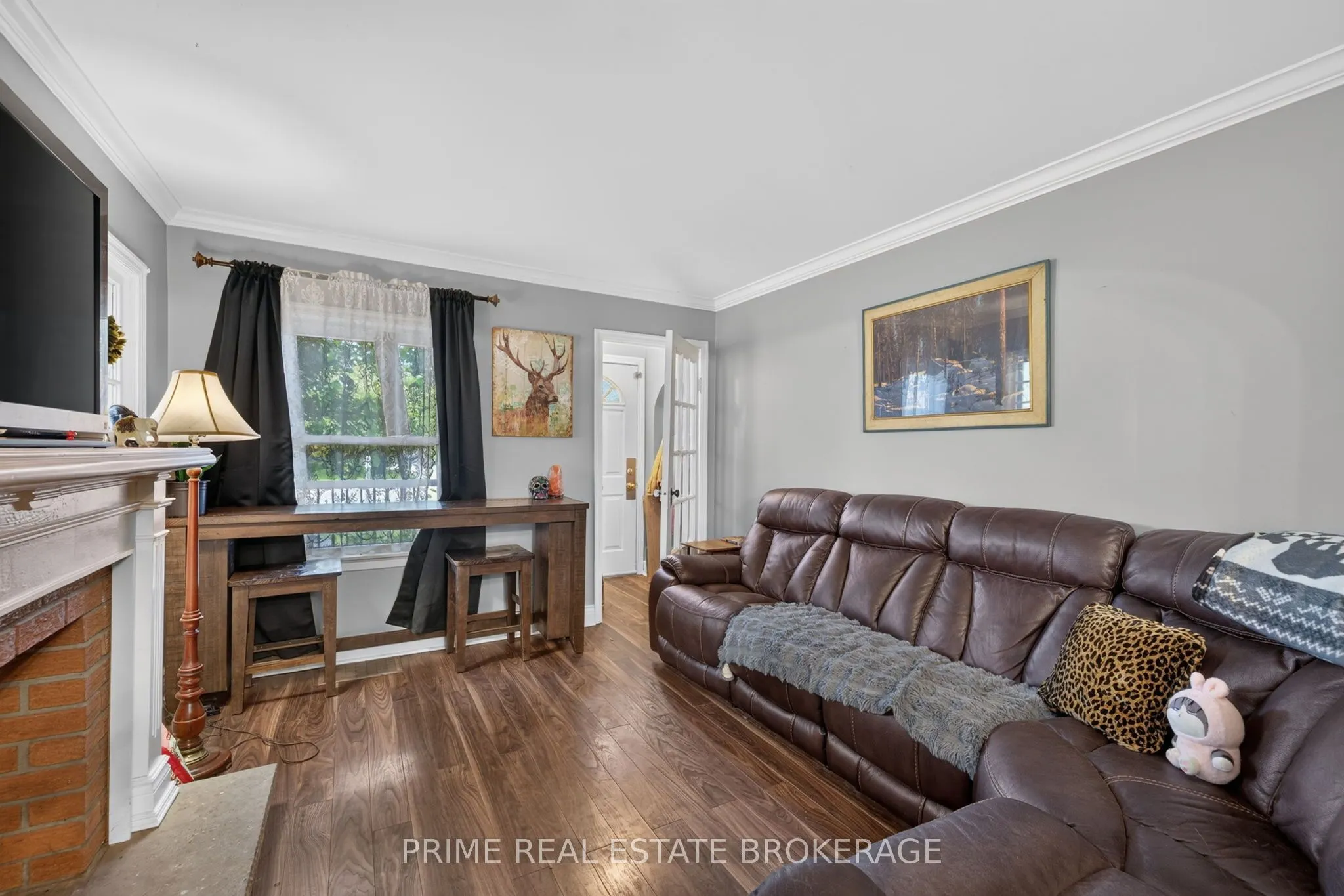 586 Cheapside Street