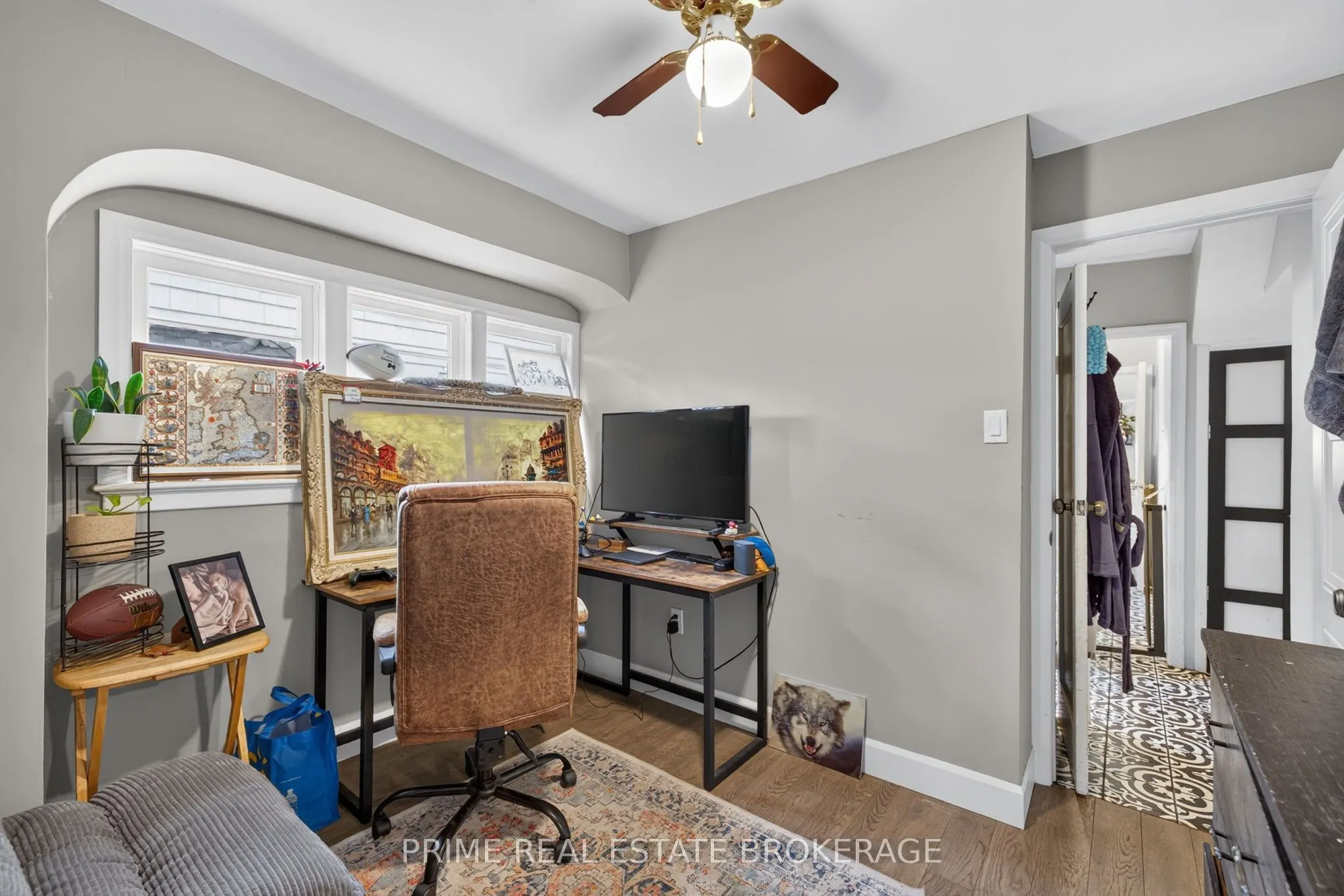 586 Cheapside Street