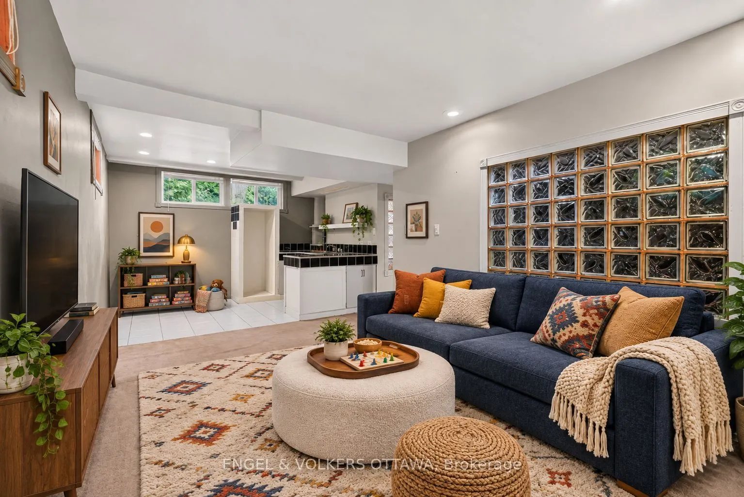 2642 Marble Crescent