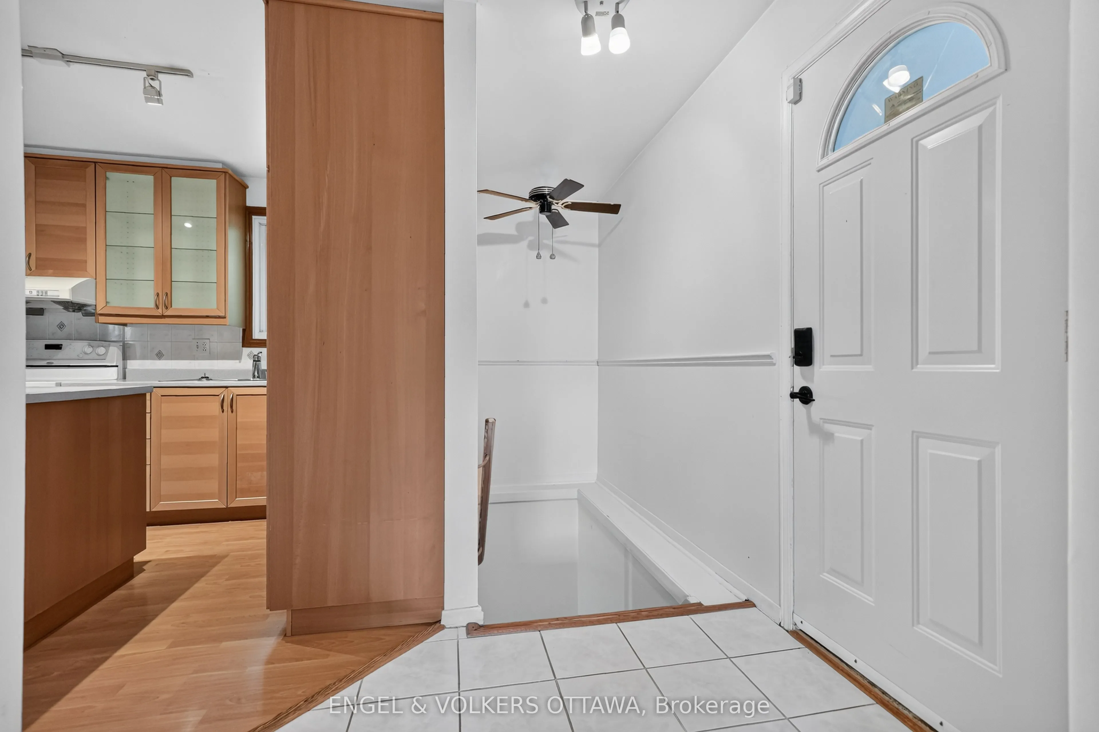 2642 Marble Crescent