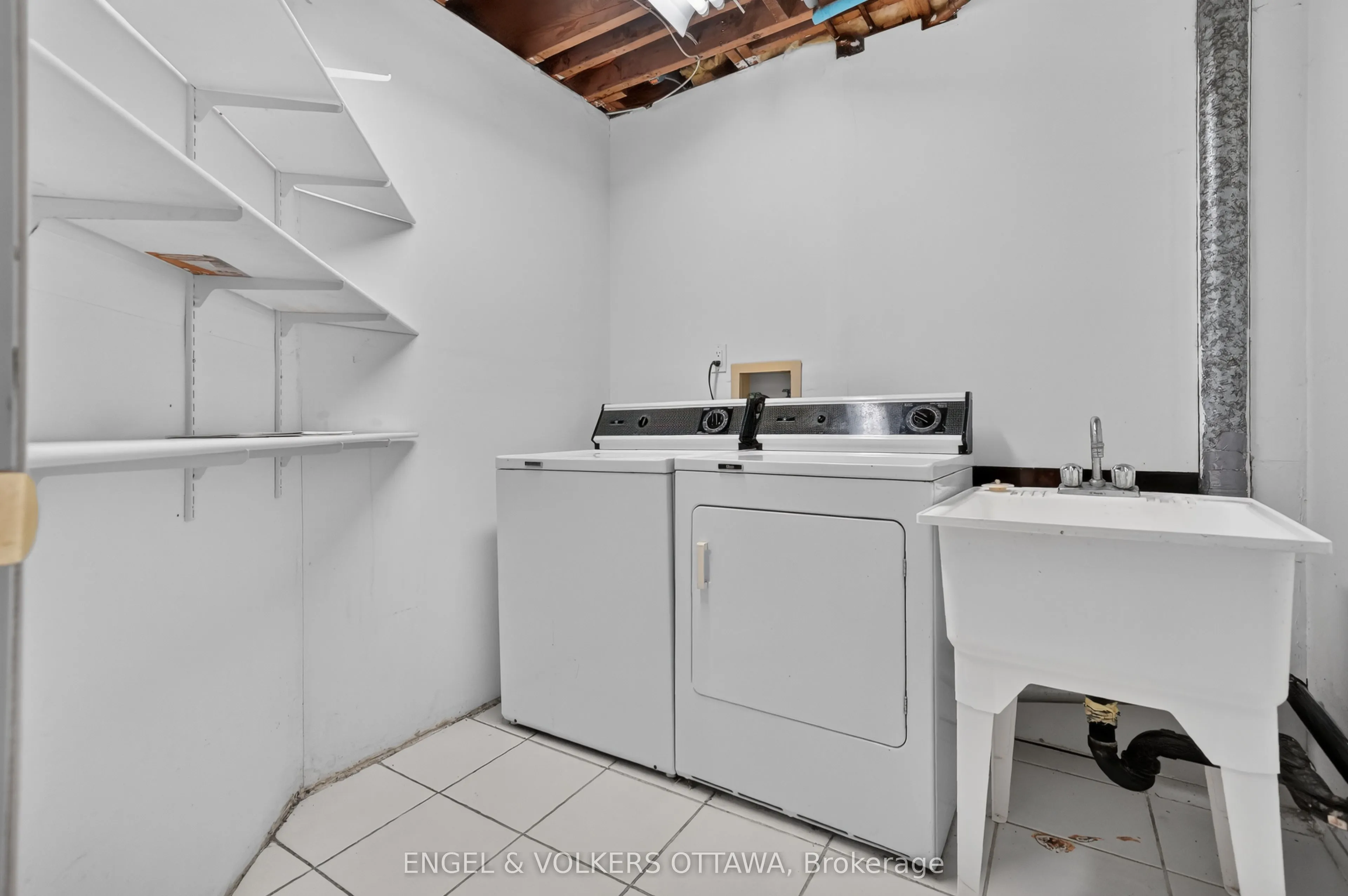 2642 Marble Crescent