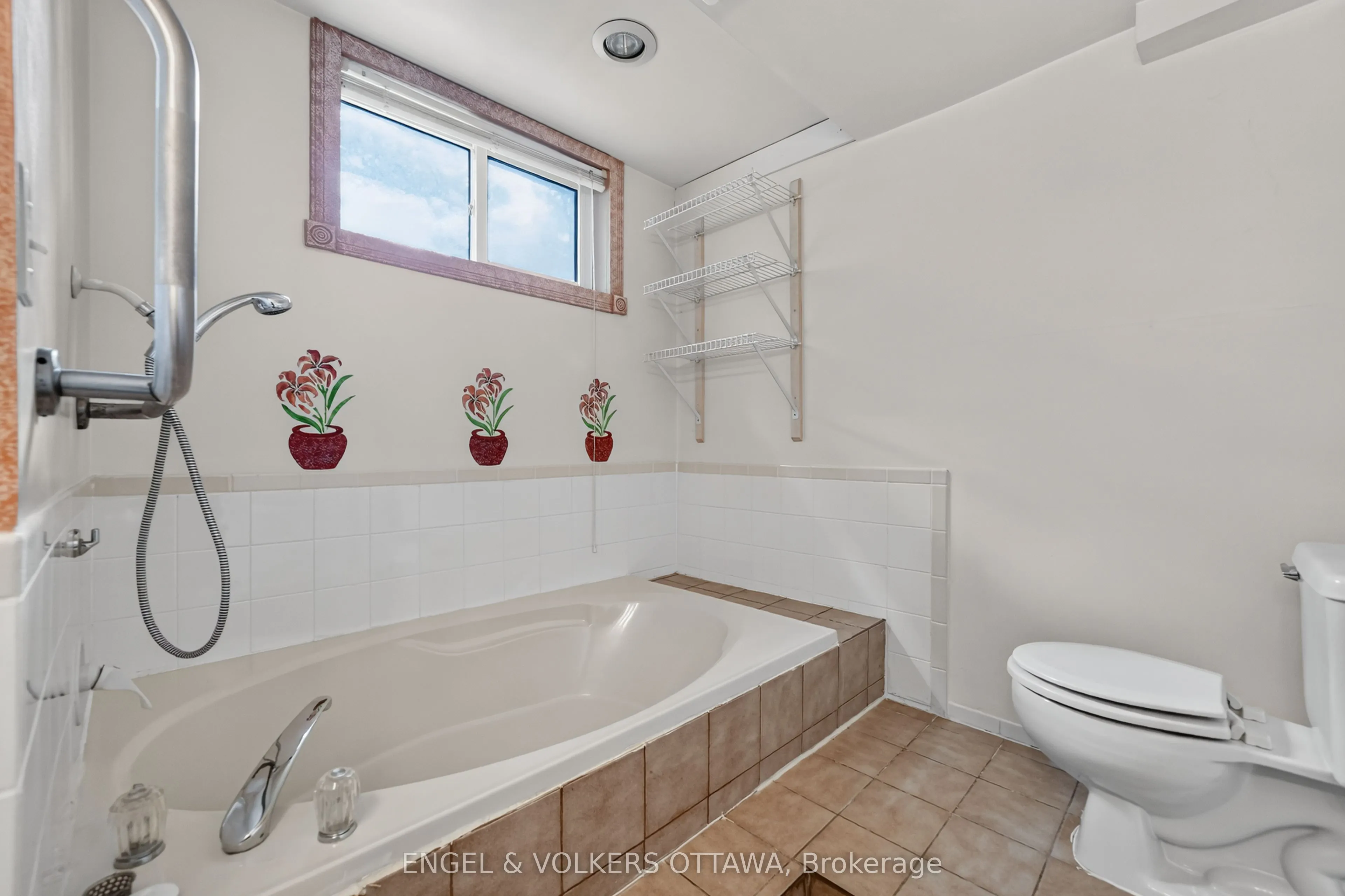 2642 Marble Crescent