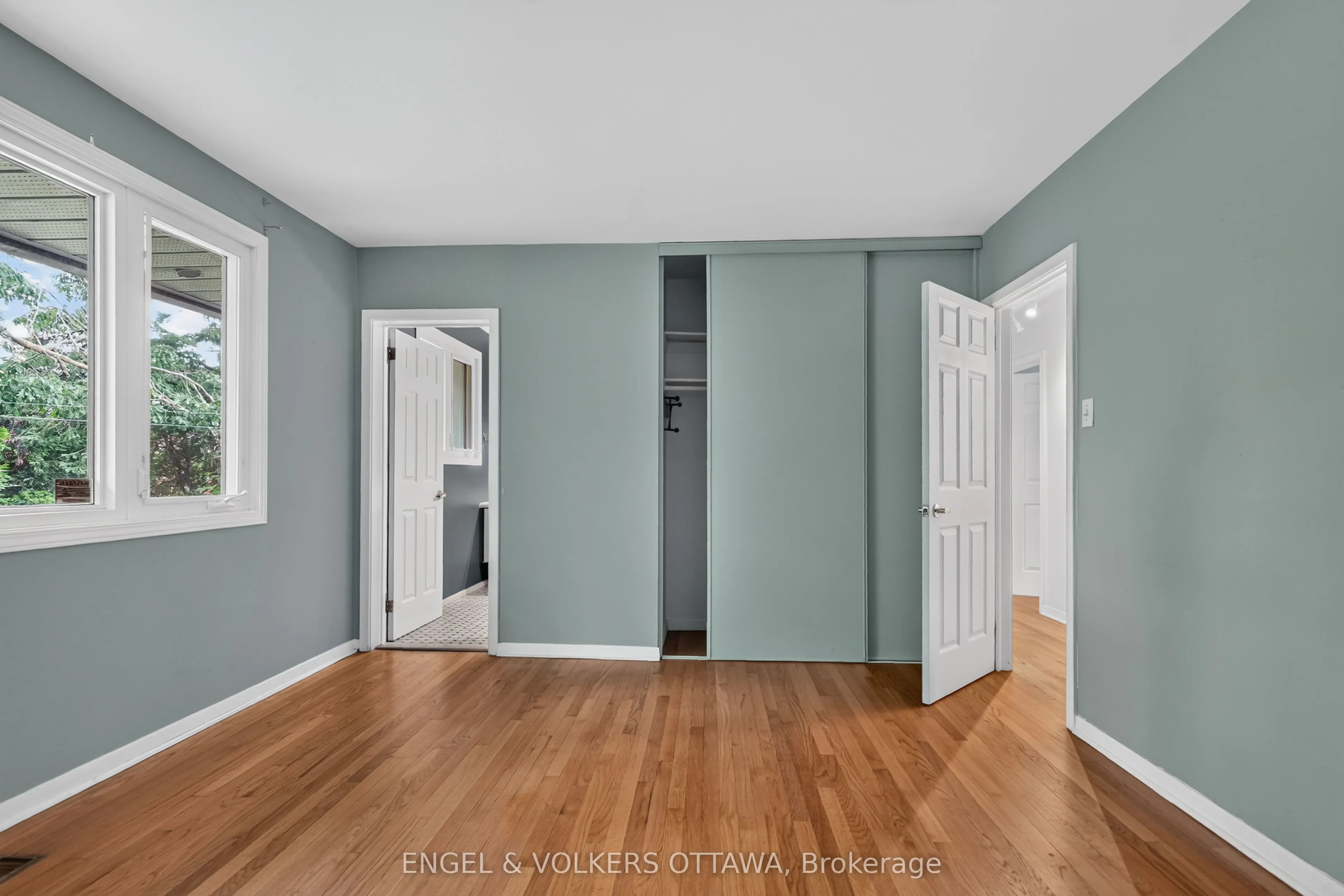 2642 Marble Crescent