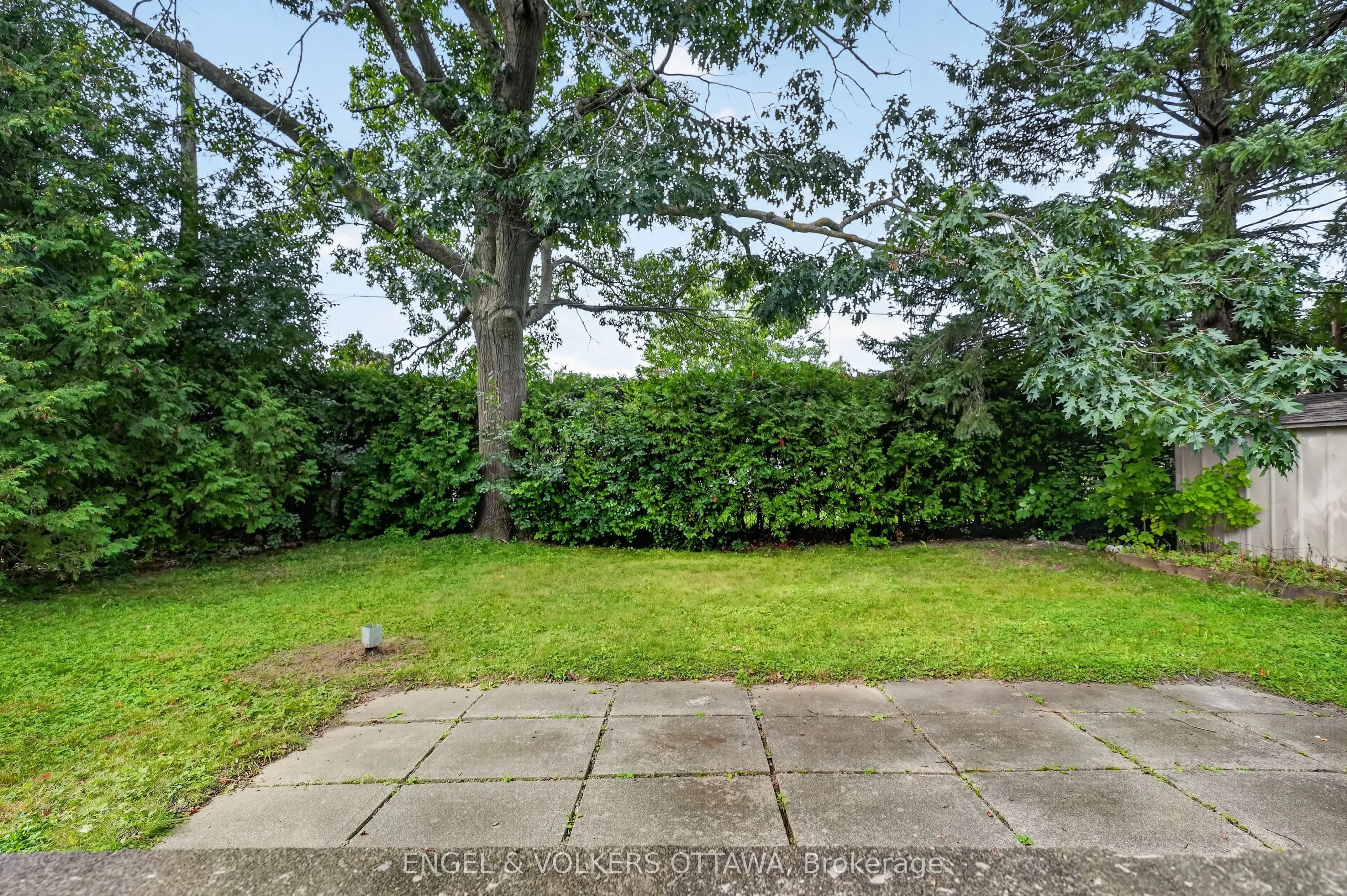 2642 Marble Crescent