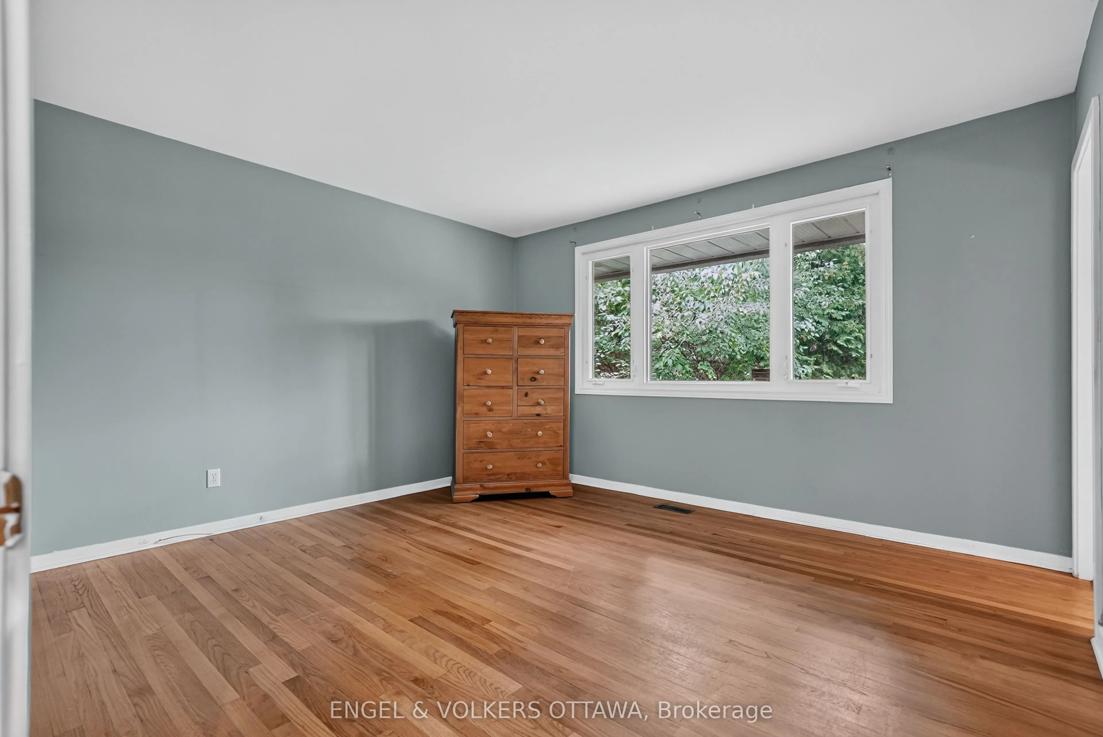2642 Marble Crescent