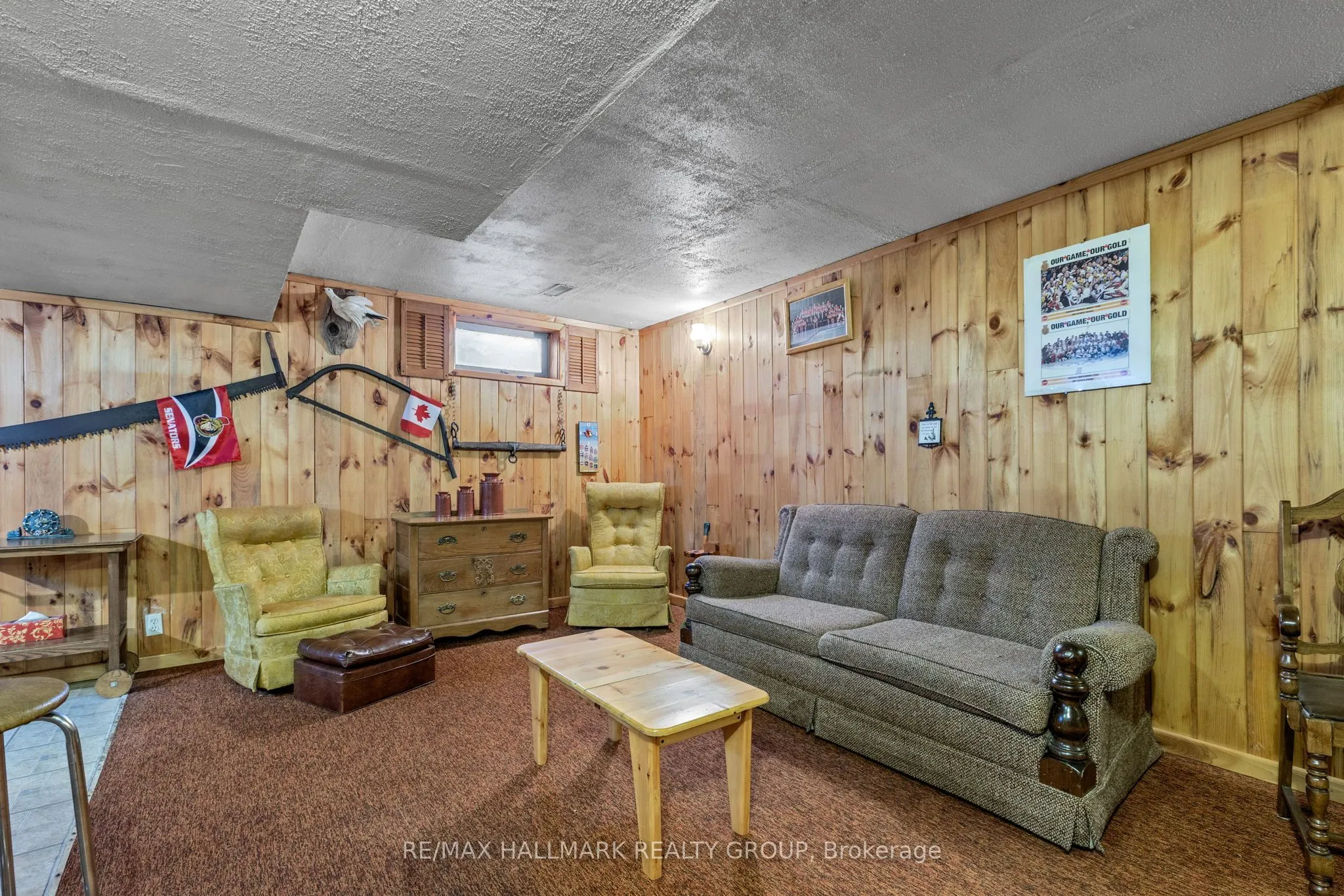 2376 Blackstone Crescent