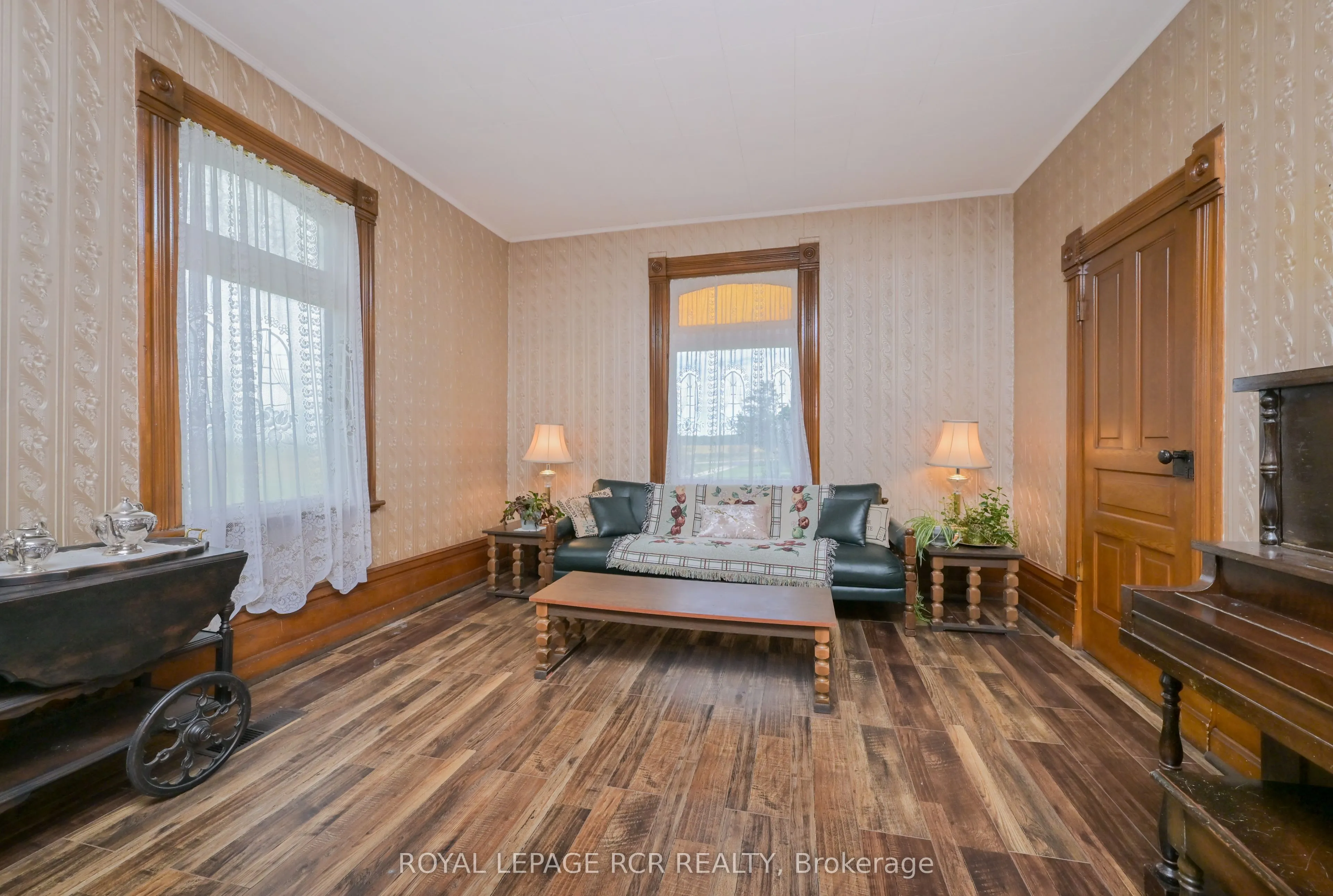 638394 Prince of Wales Road