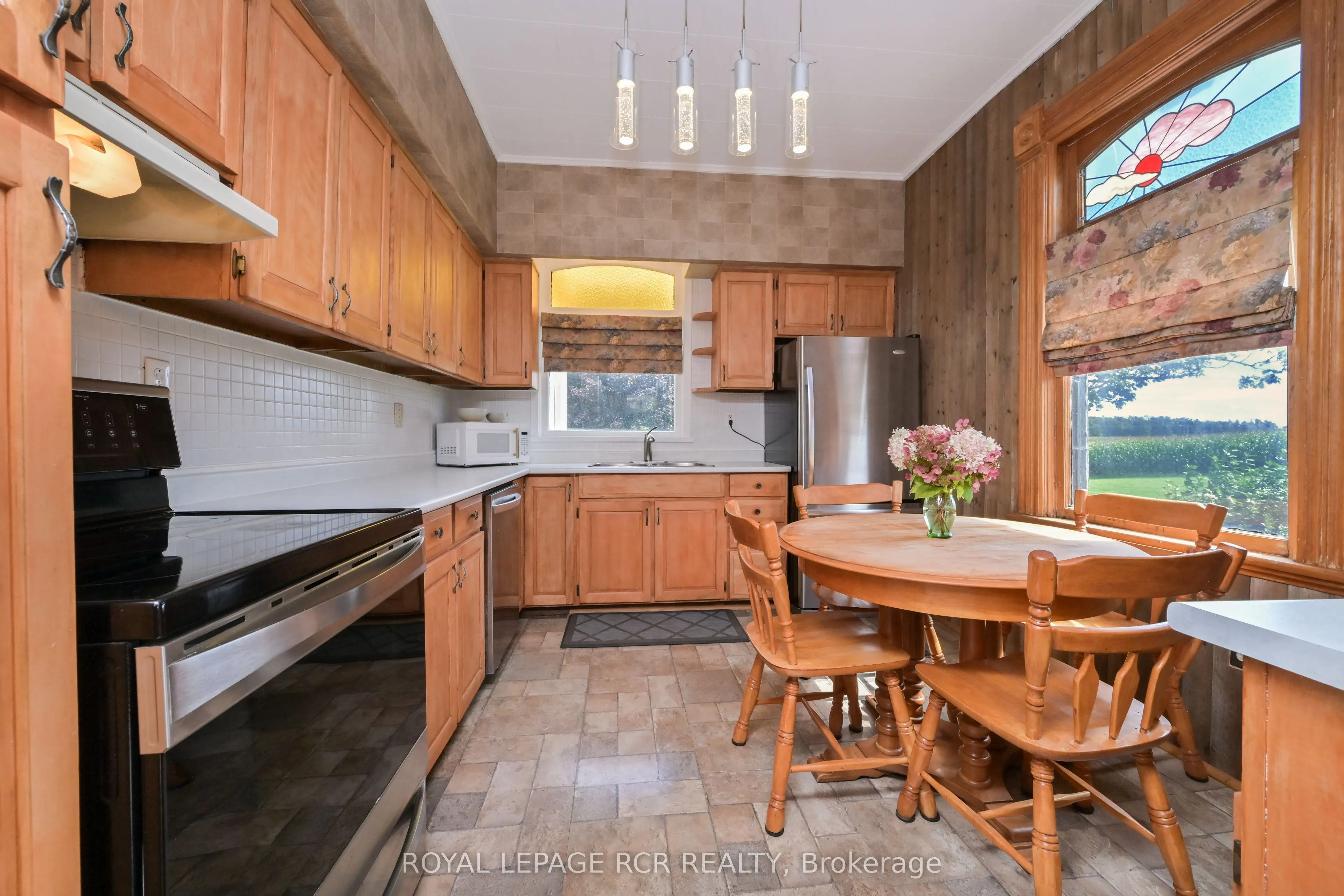 638394 Prince of Wales Road