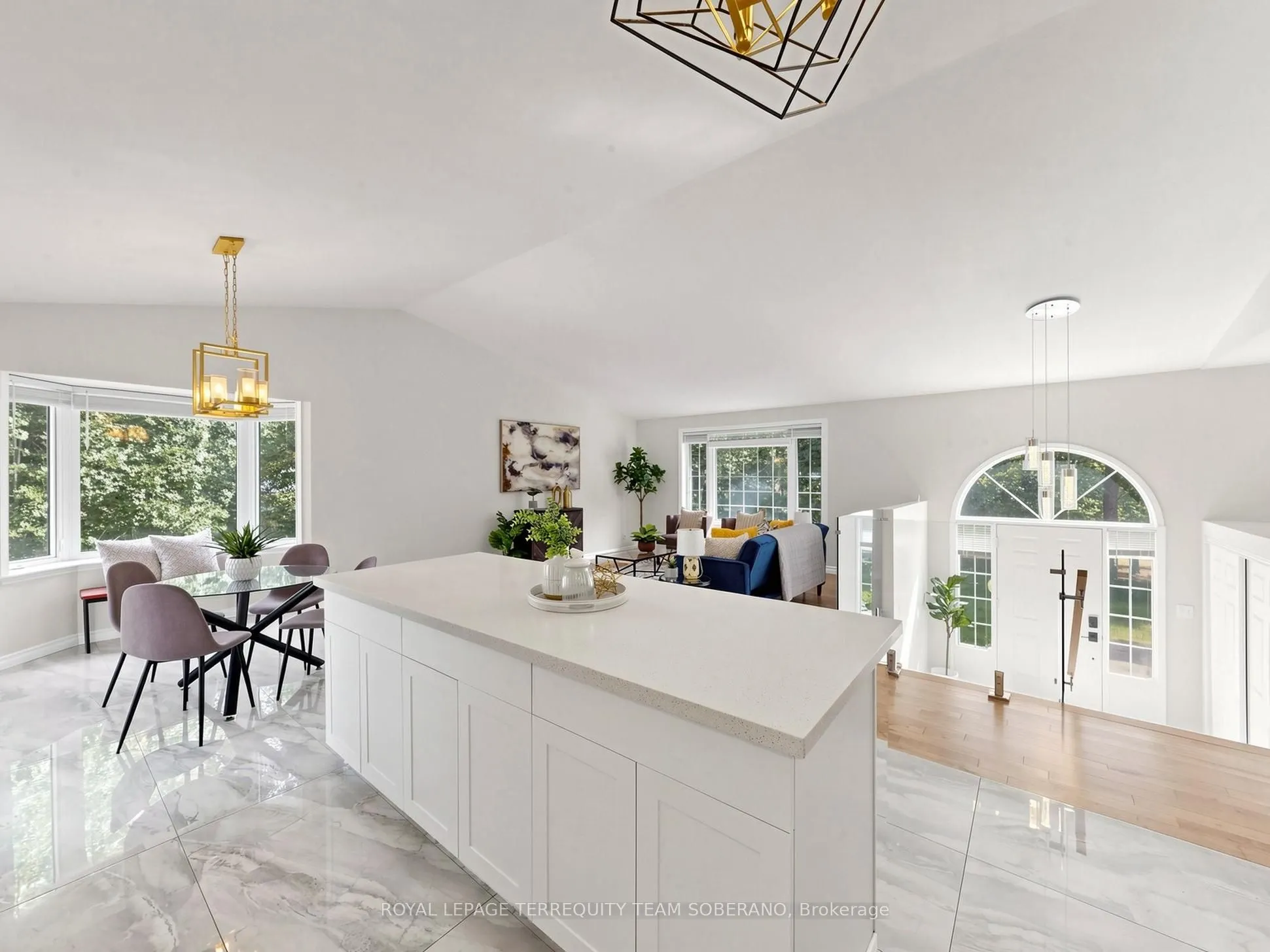 125 White Oaks Avenue