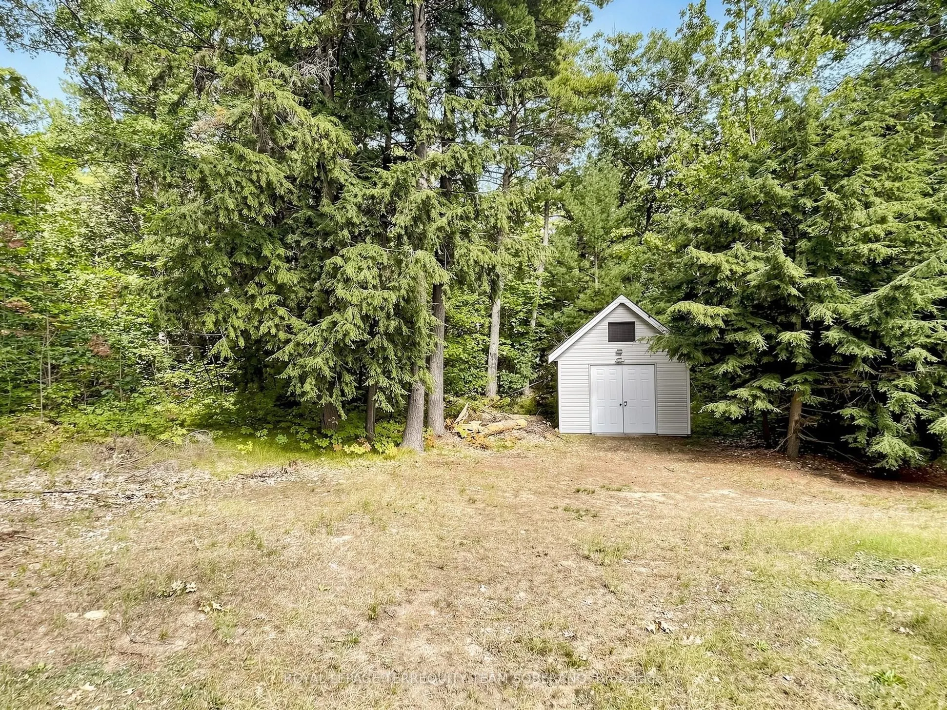 125 White Oaks Avenue