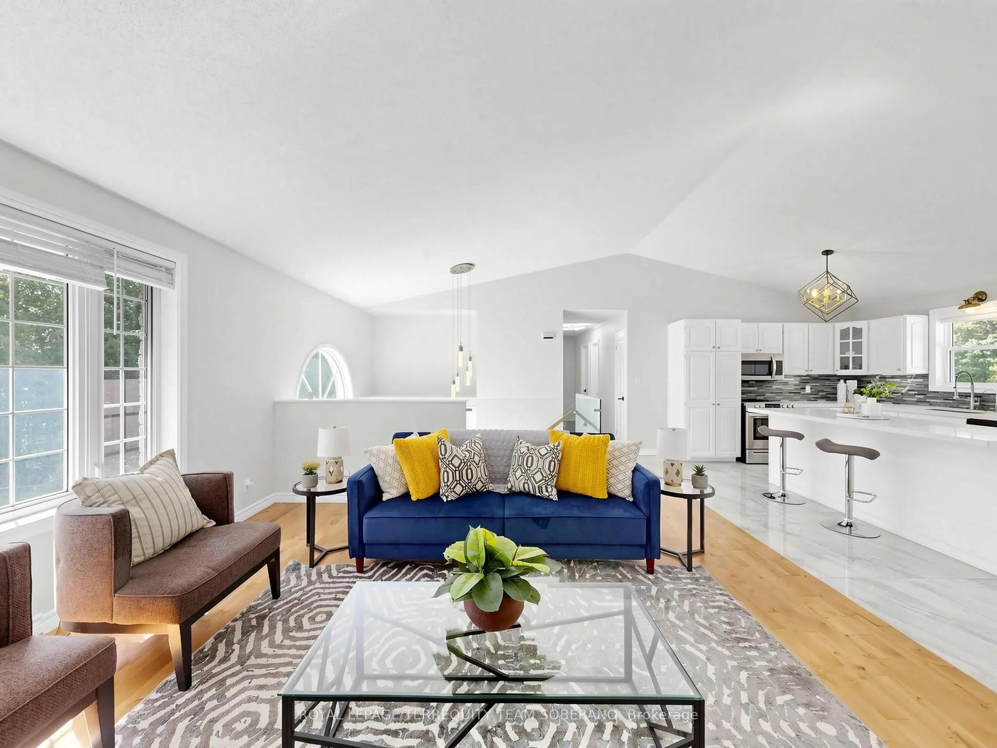 125 White Oaks Avenue
