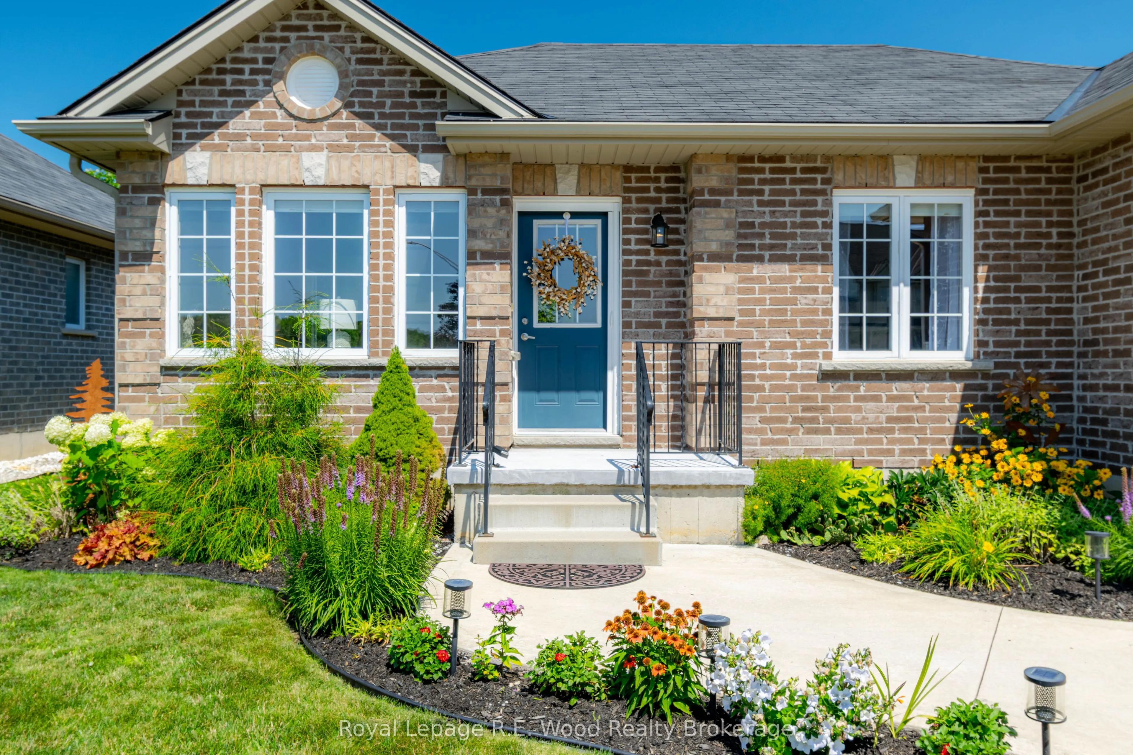 87 Irving Drive