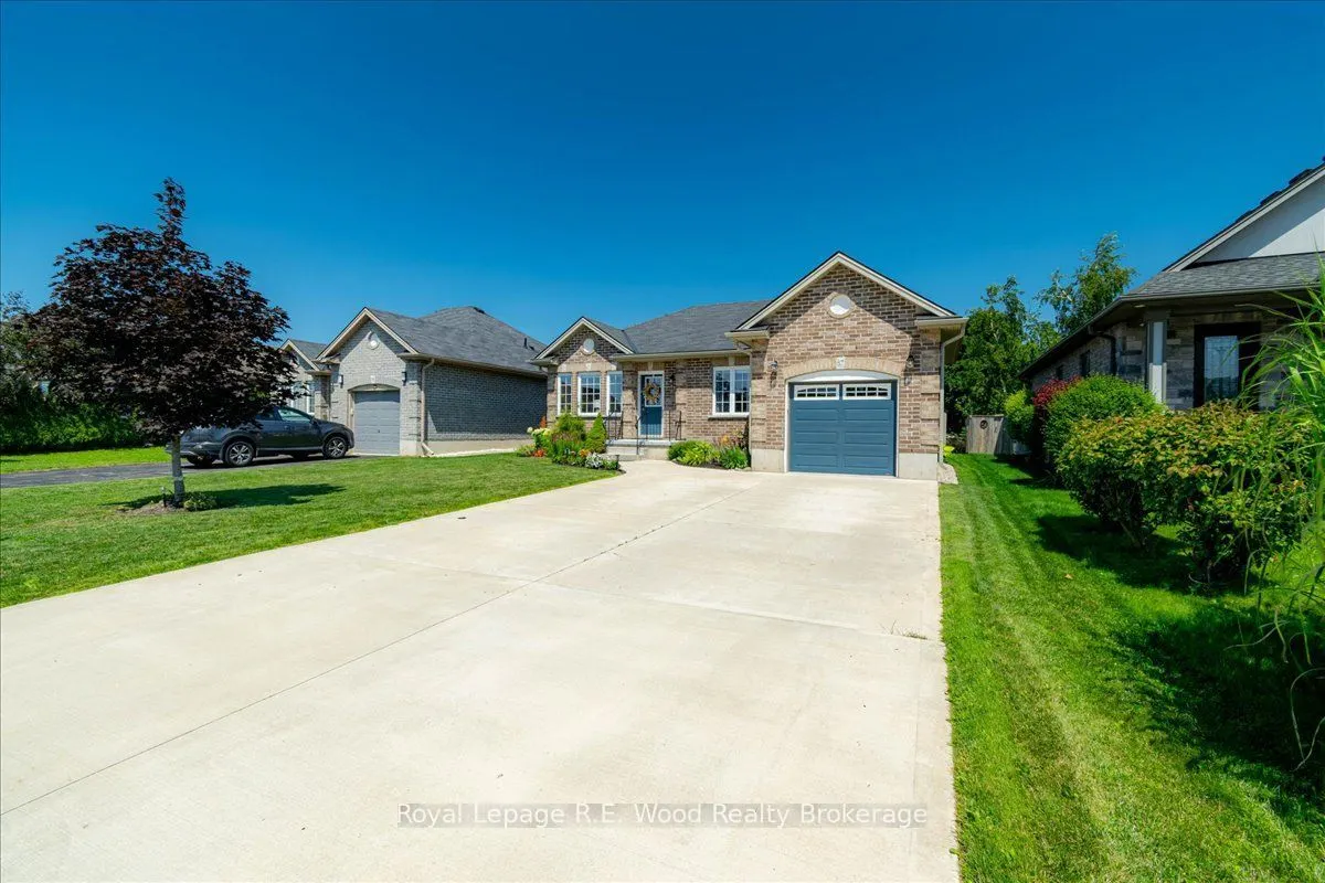 87 Irving Drive