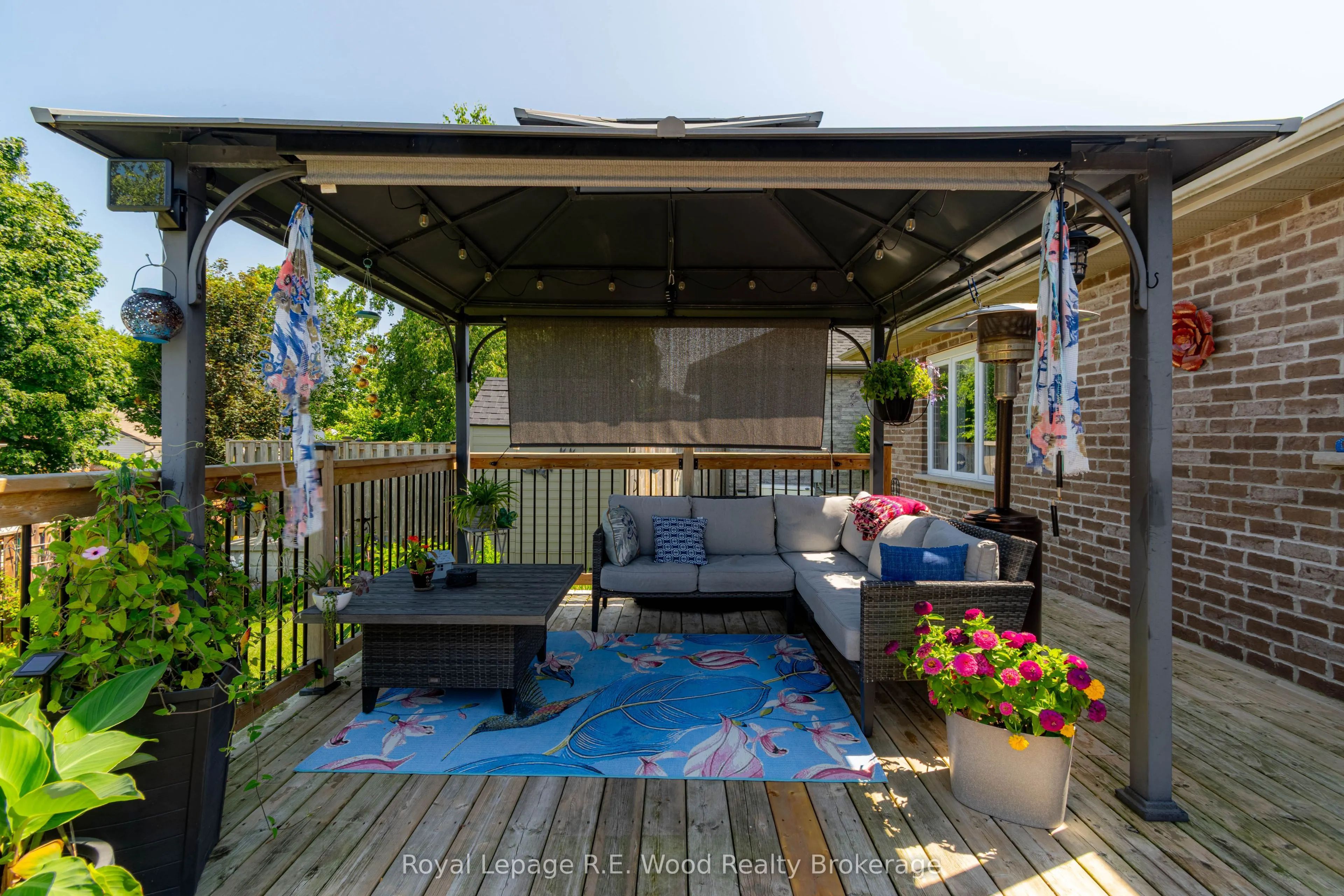 87 Irving Drive